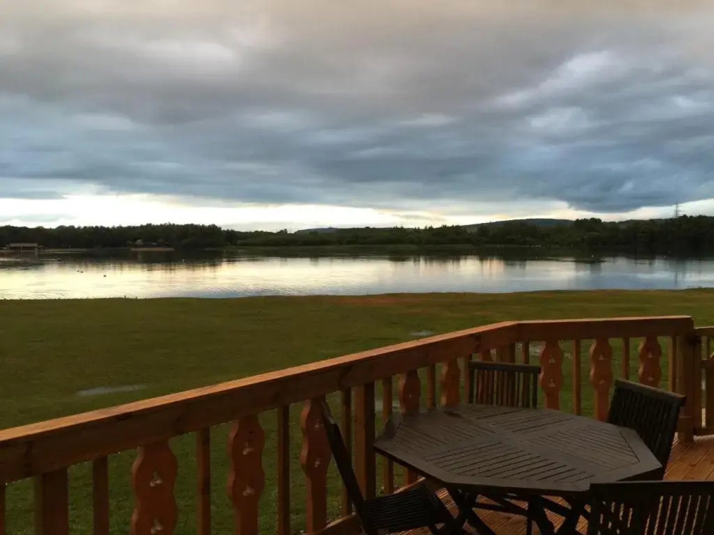 Fenna Lakeside Lodge - Pine Lake Resort