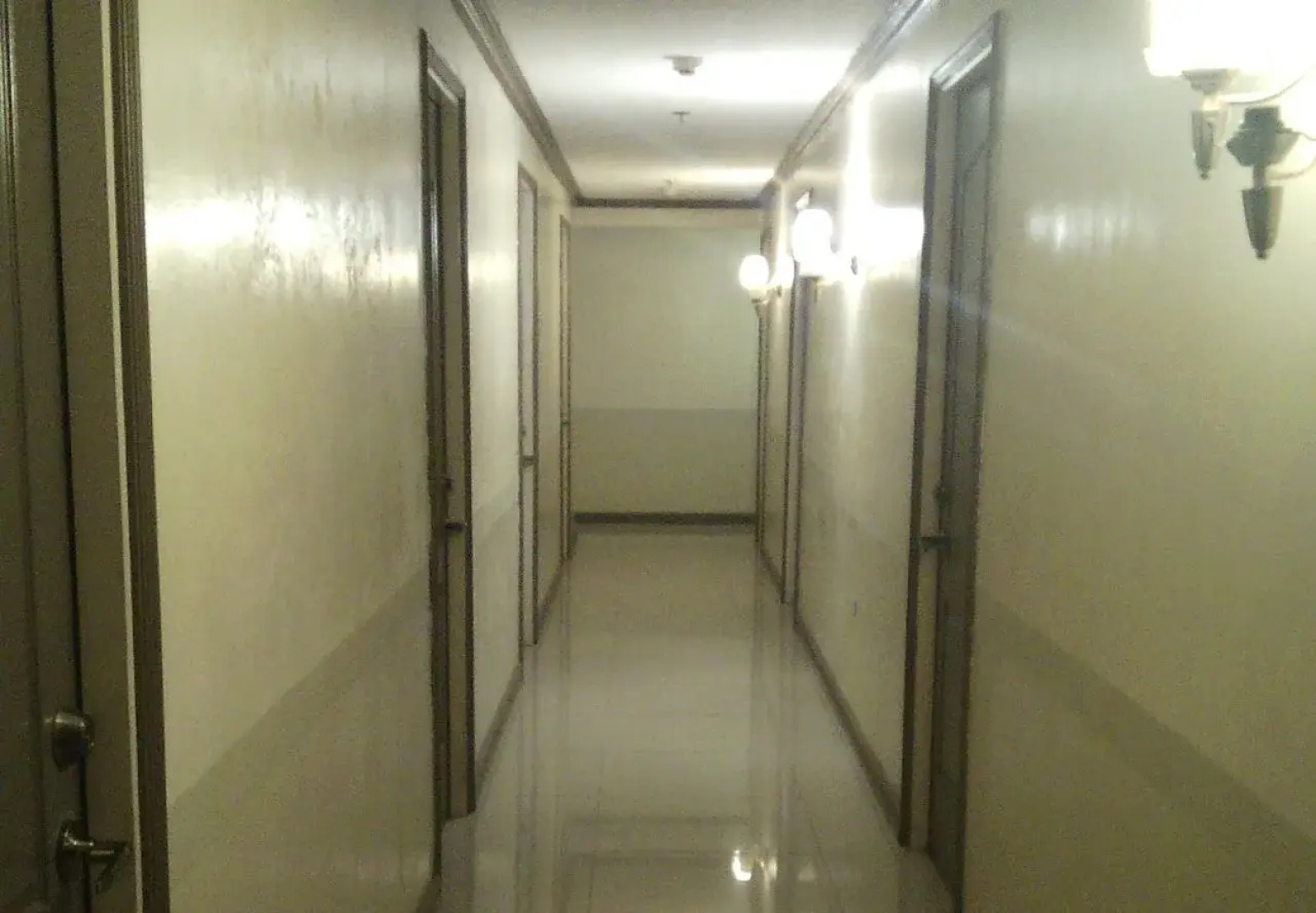 Blue Velvet Hotel & Cafe