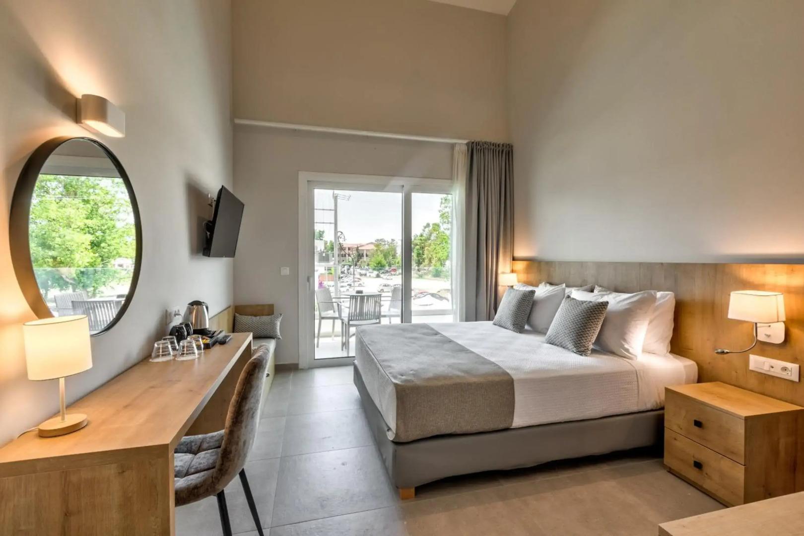 White Olive Premium Laganas - All Inclusive