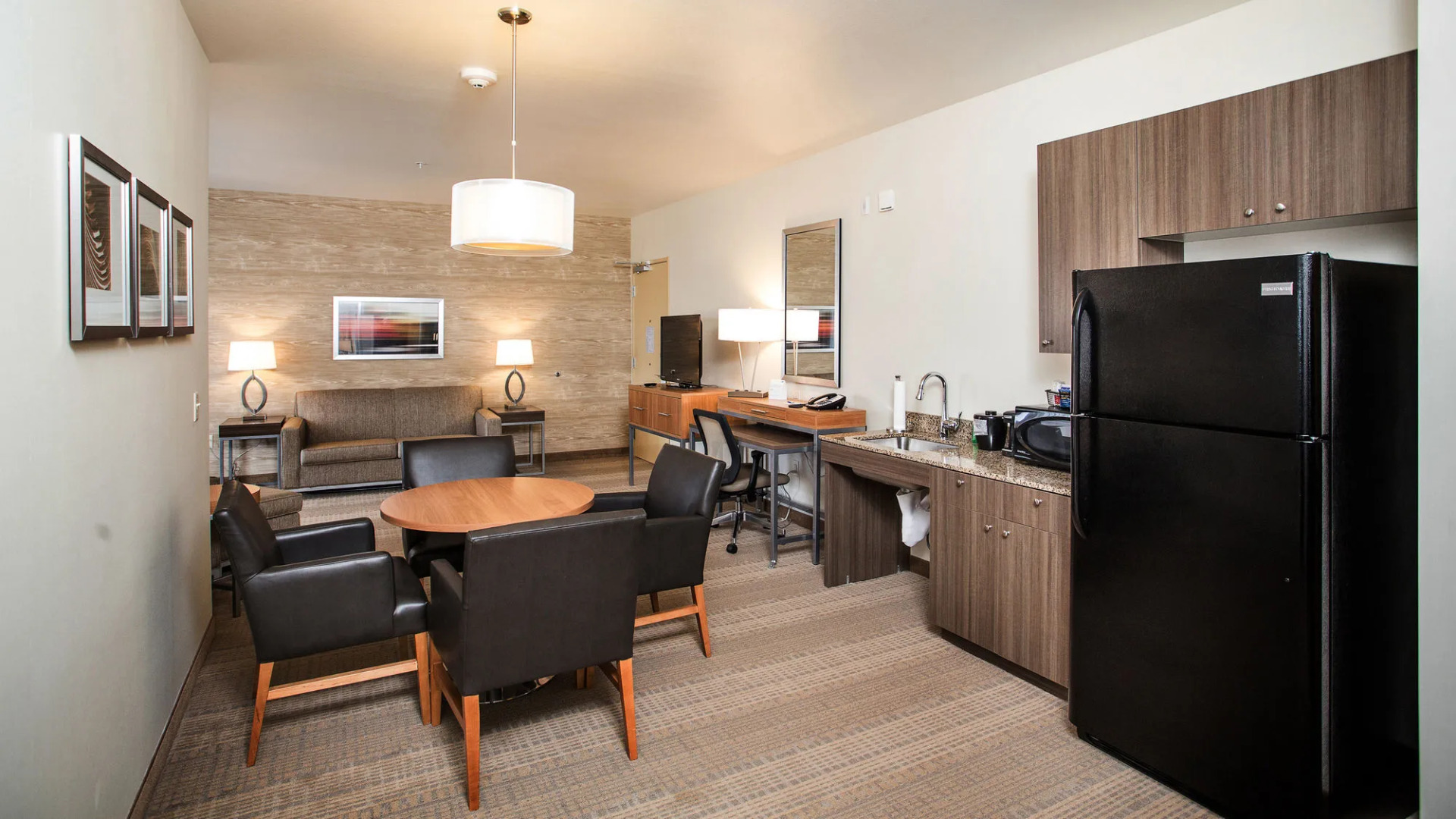 Holiday Inn Express & Suites Pocatello by IHG