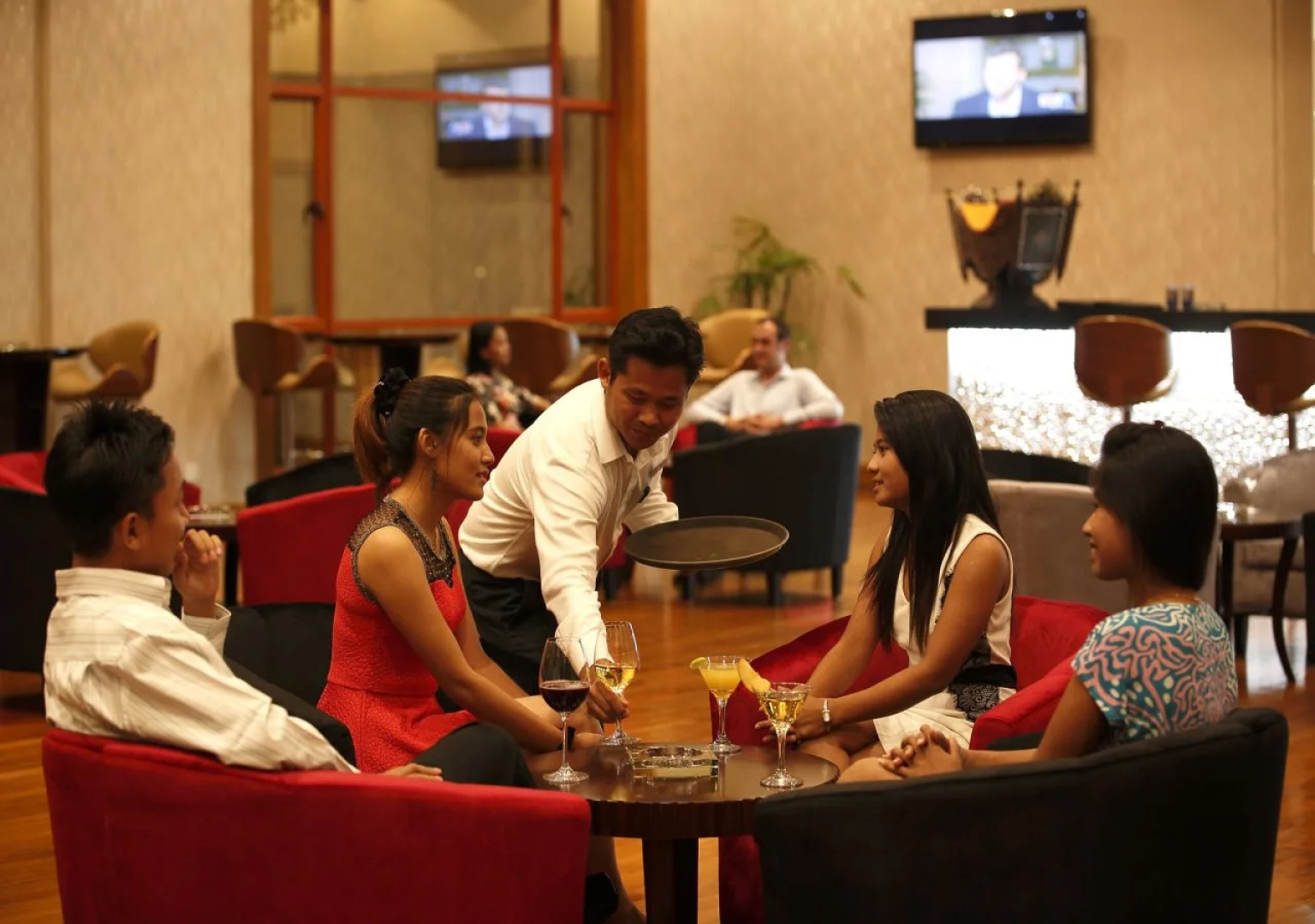 Horizon Lake View Resort Hotel