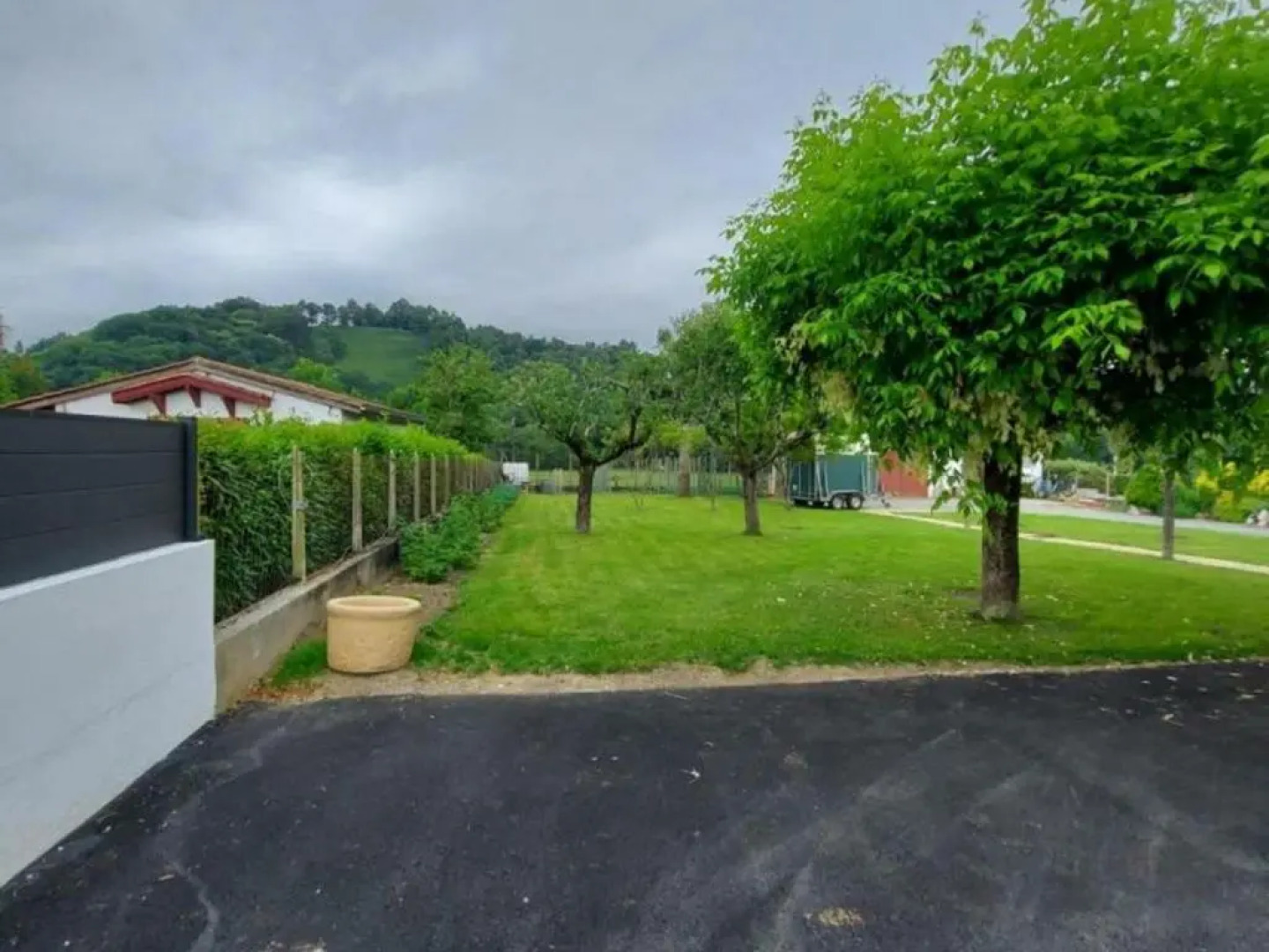 Gîte Saint-Jean-le-Vieux, 3 pièces, 5 personnes - FR-1-384-791