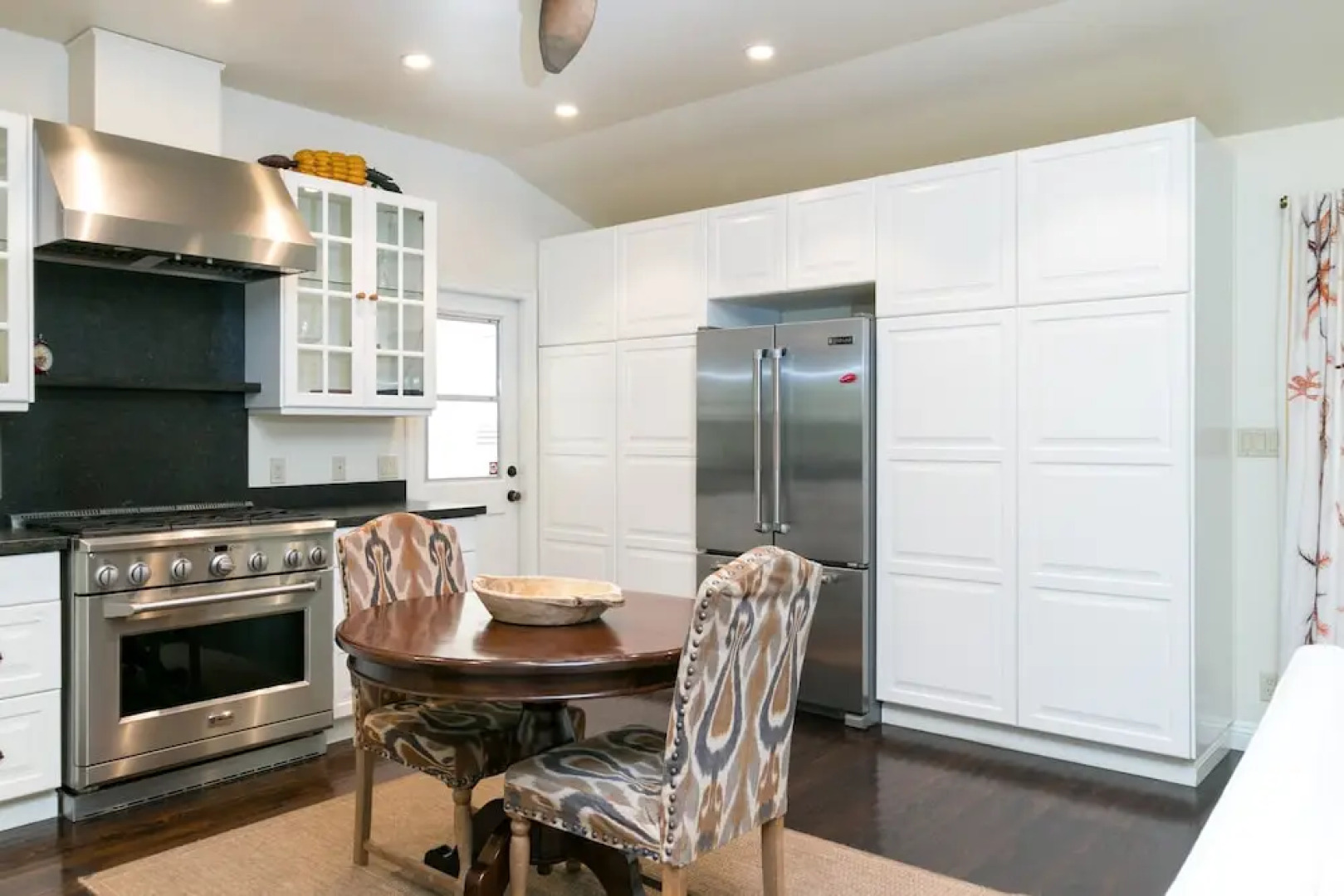 4BR 2 5BA Montecito Luxury Home Pool Sleeps 8 by RedAwning