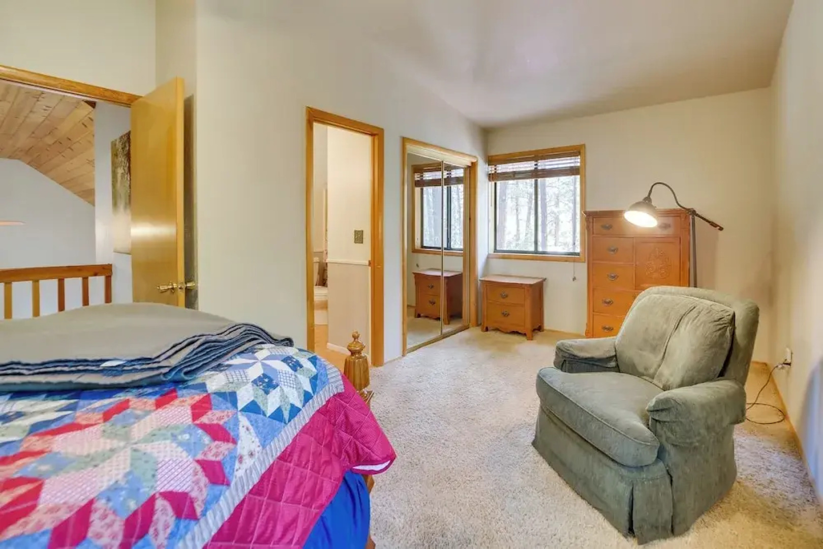 Relax Fireside + Play Games! Hikers Haven in Pine