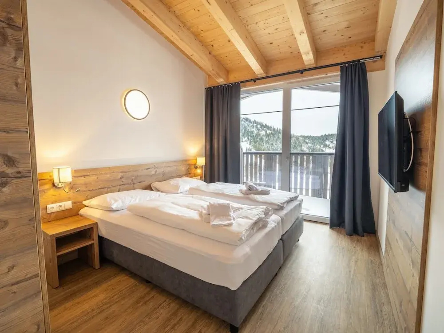 Spacious 4-bedroom Penthouse in Katschberghohe