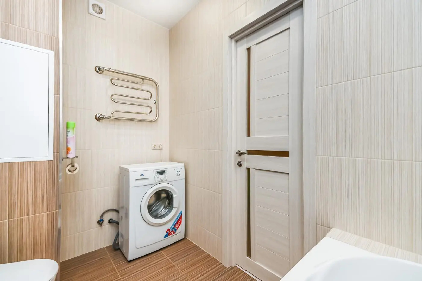 Погостим на улице Дмитрия Михайлова 12