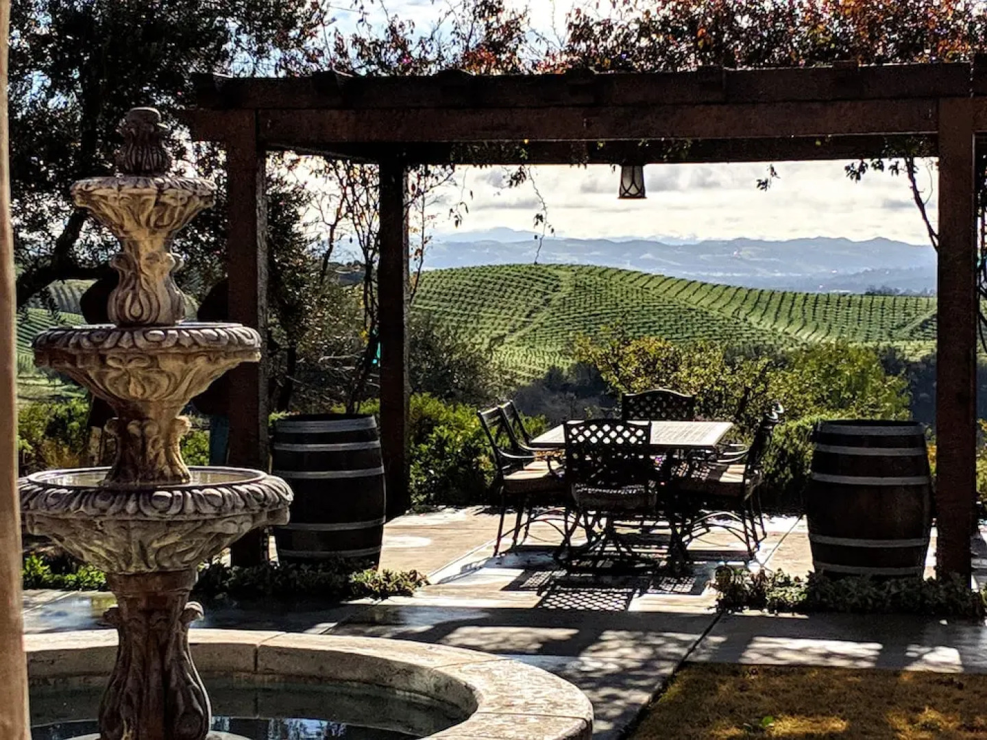 Croad Vineyards - The Inn
