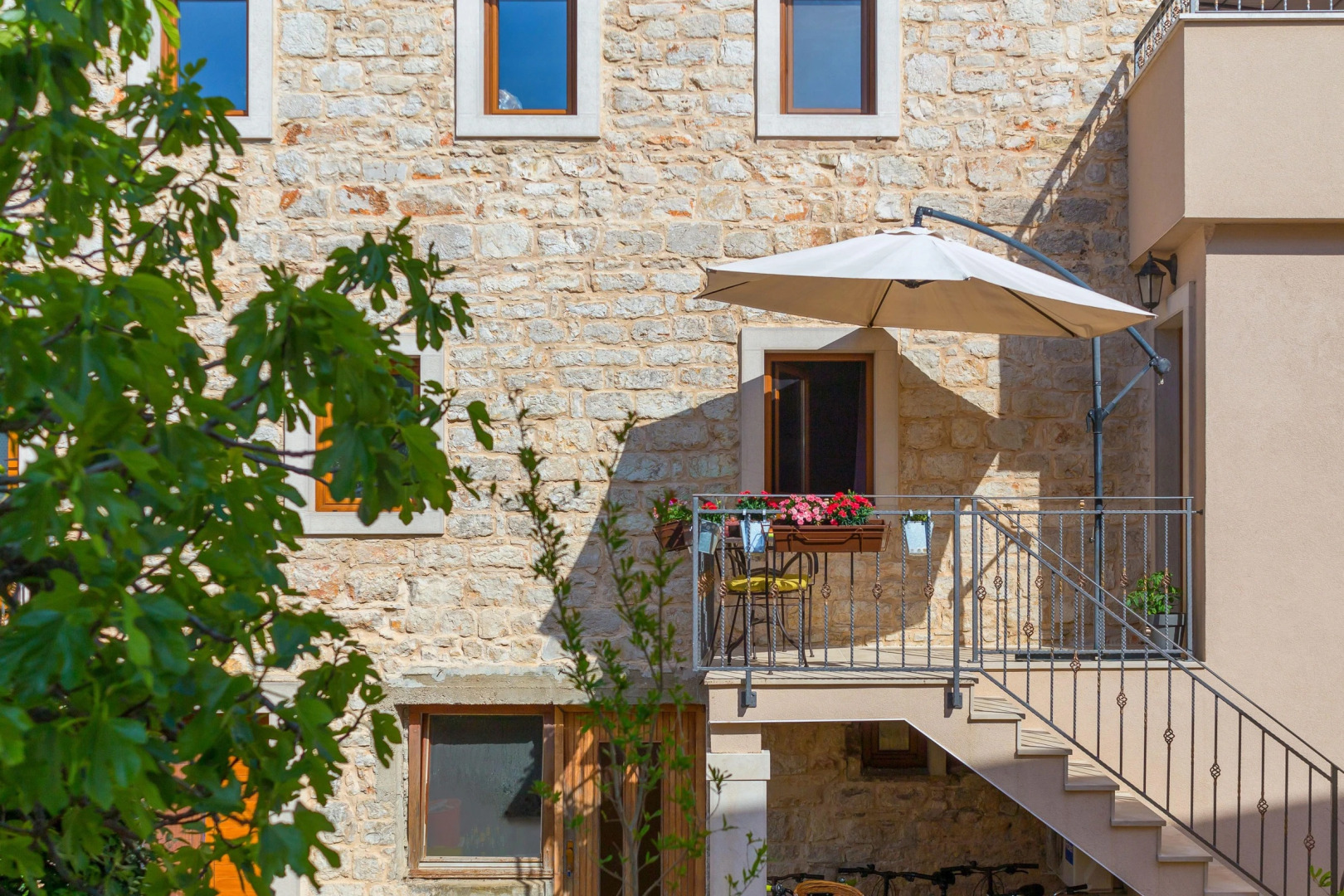 Apartment Ana On Island Hvar