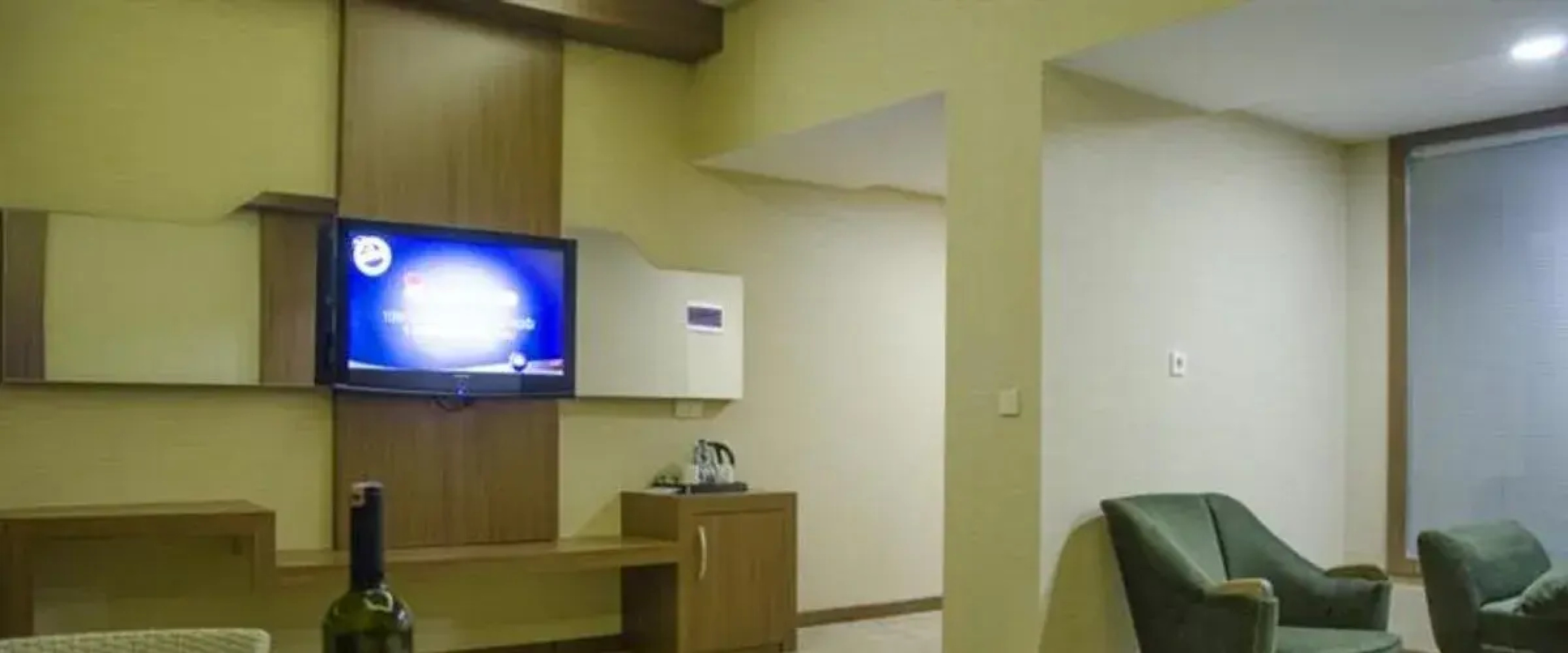 Tilmen Hotel