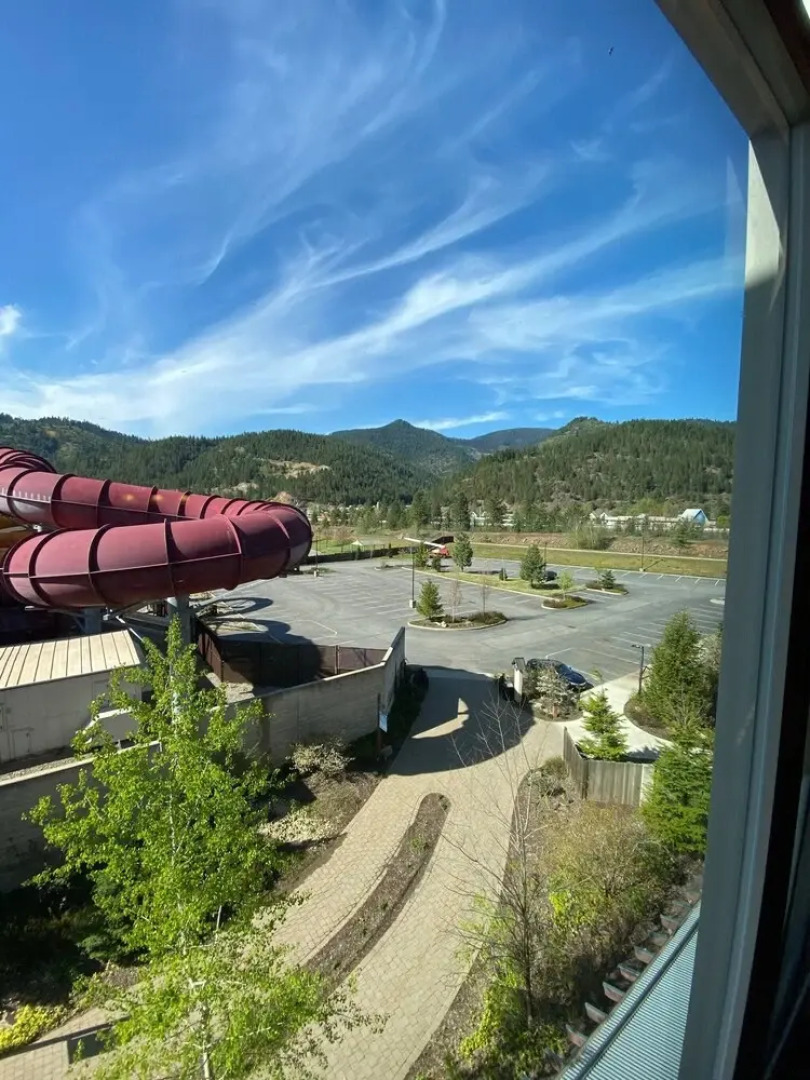 Spread Out In A Deluxe Suite En Suite Listed