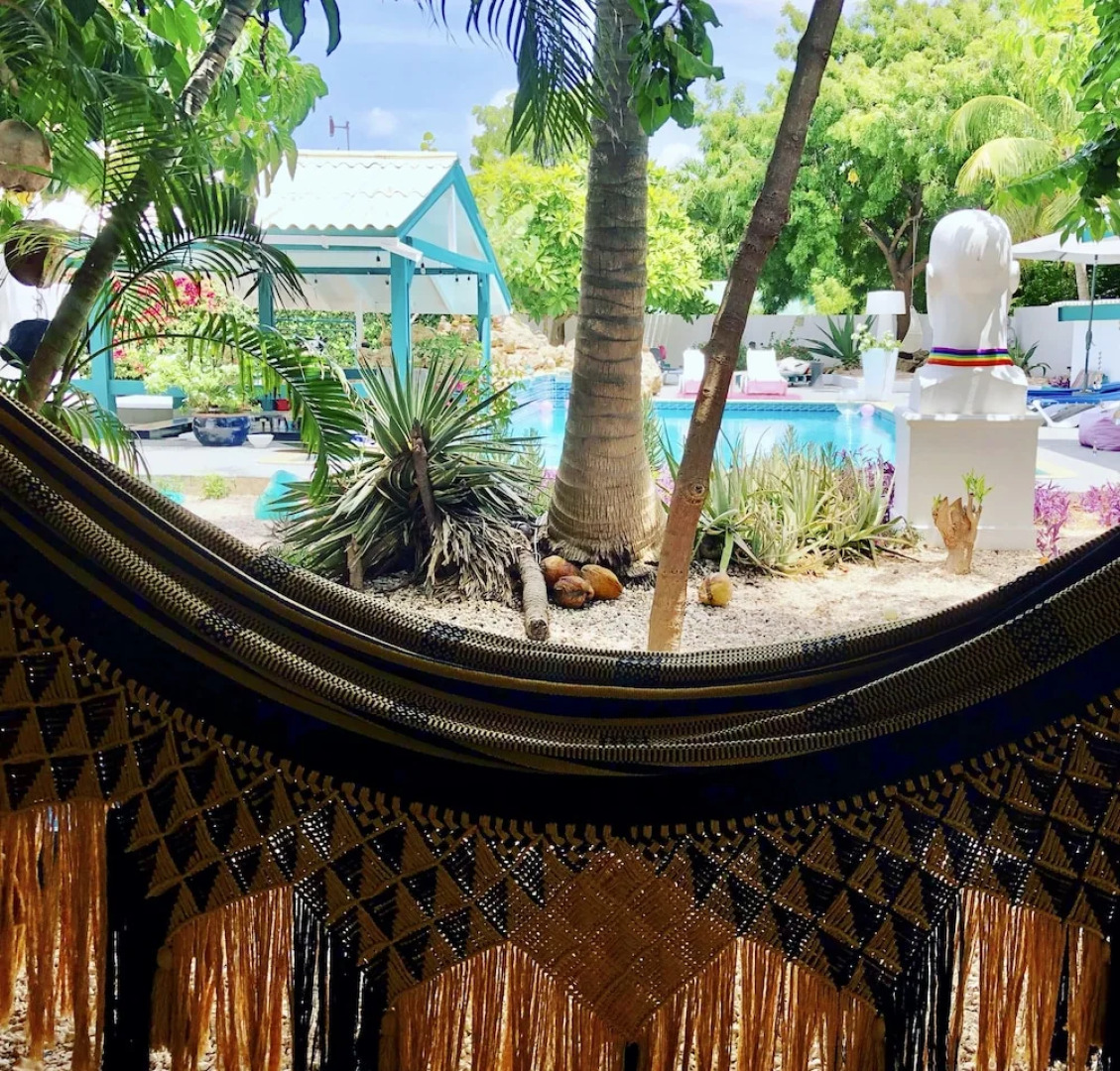 THUISHAVEN adults-only boutique resort