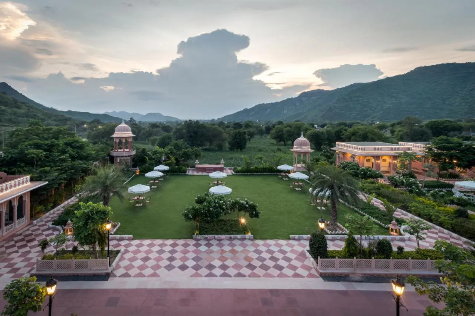 Tree of Life Inderpura Resort, Udaipurwati