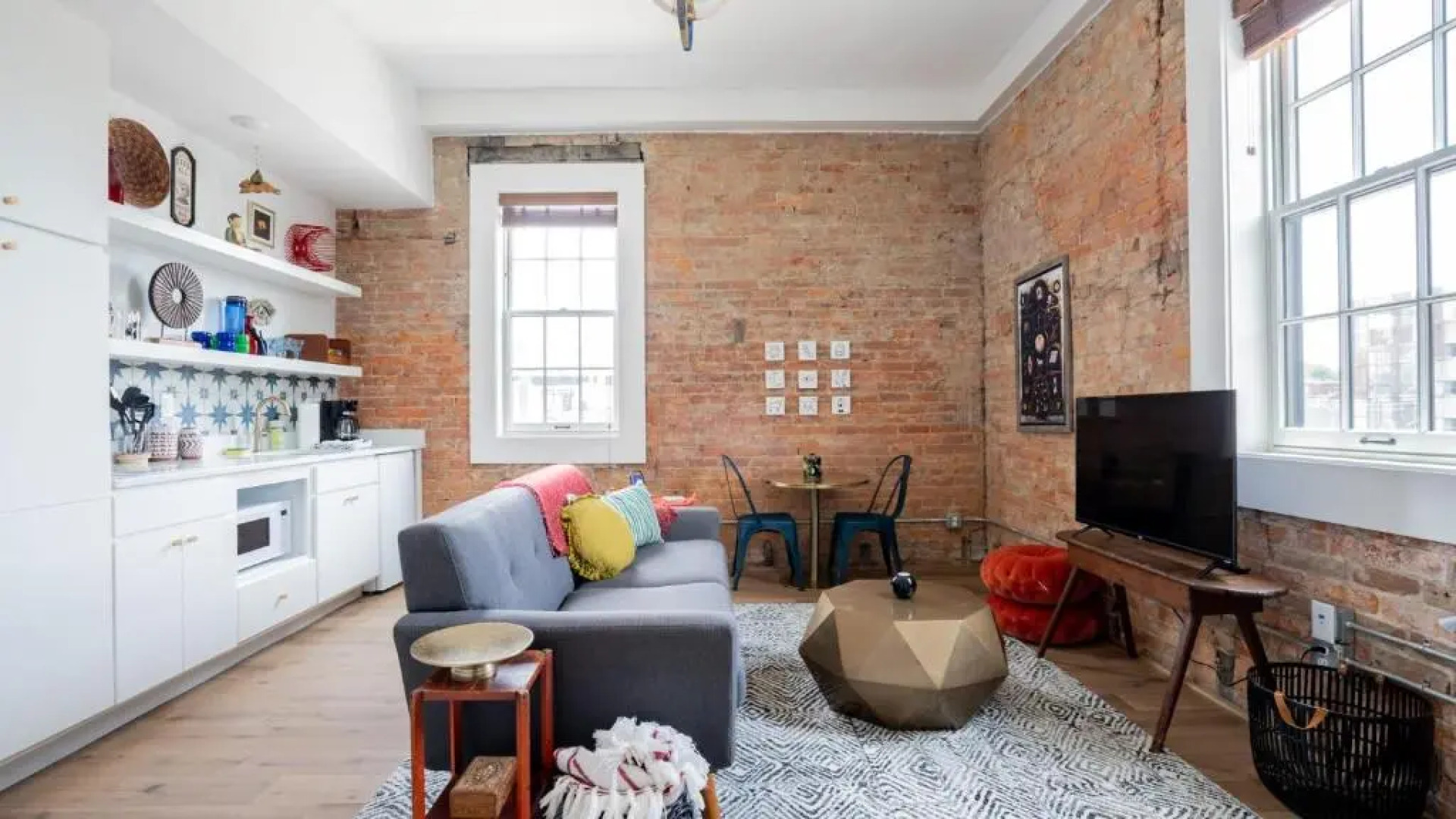 Pickle Factory Eight Unforgettable Rooms Sleeps 16