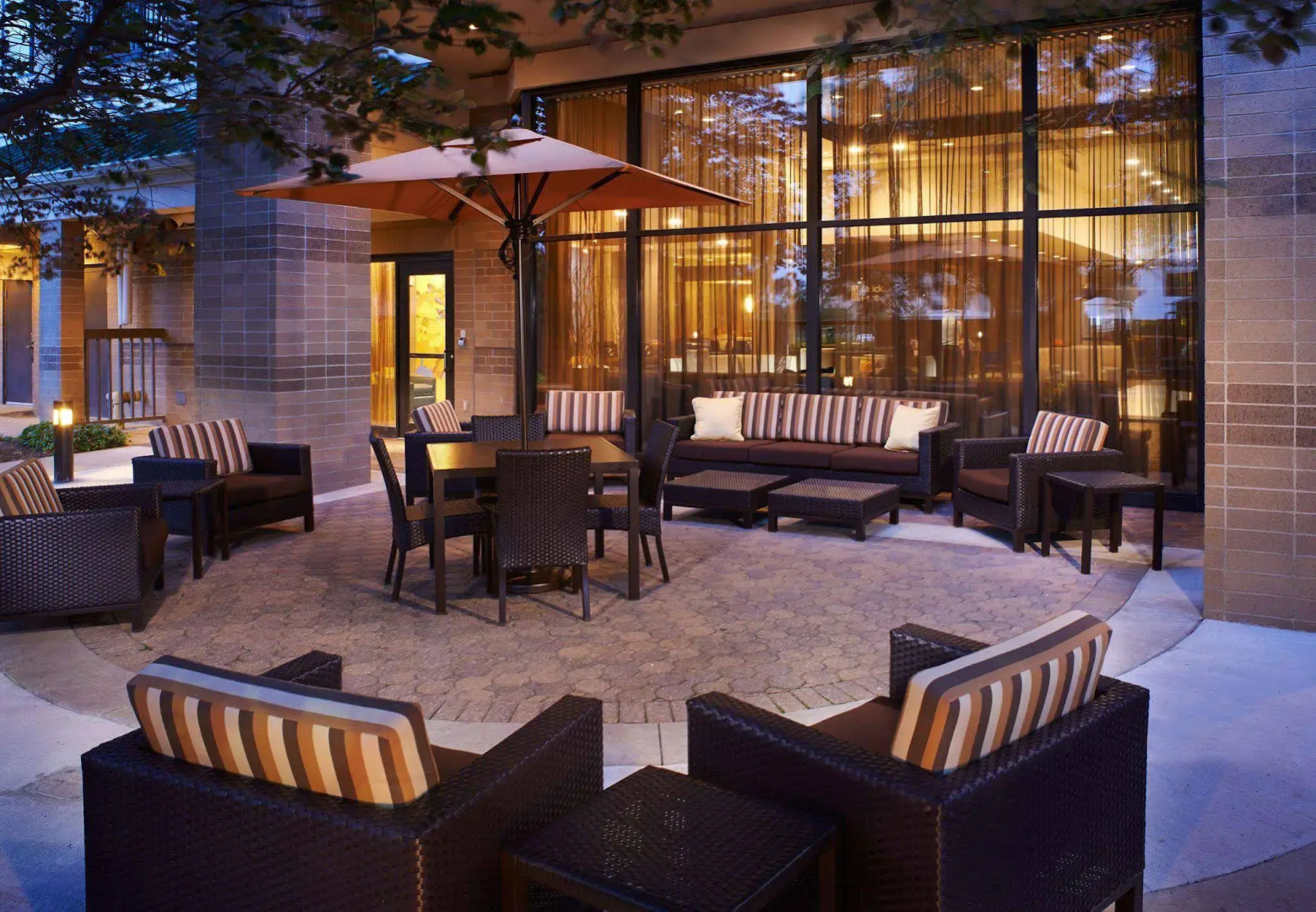 Courtyard by Marriott Kansas City Overland Park/Convention Center