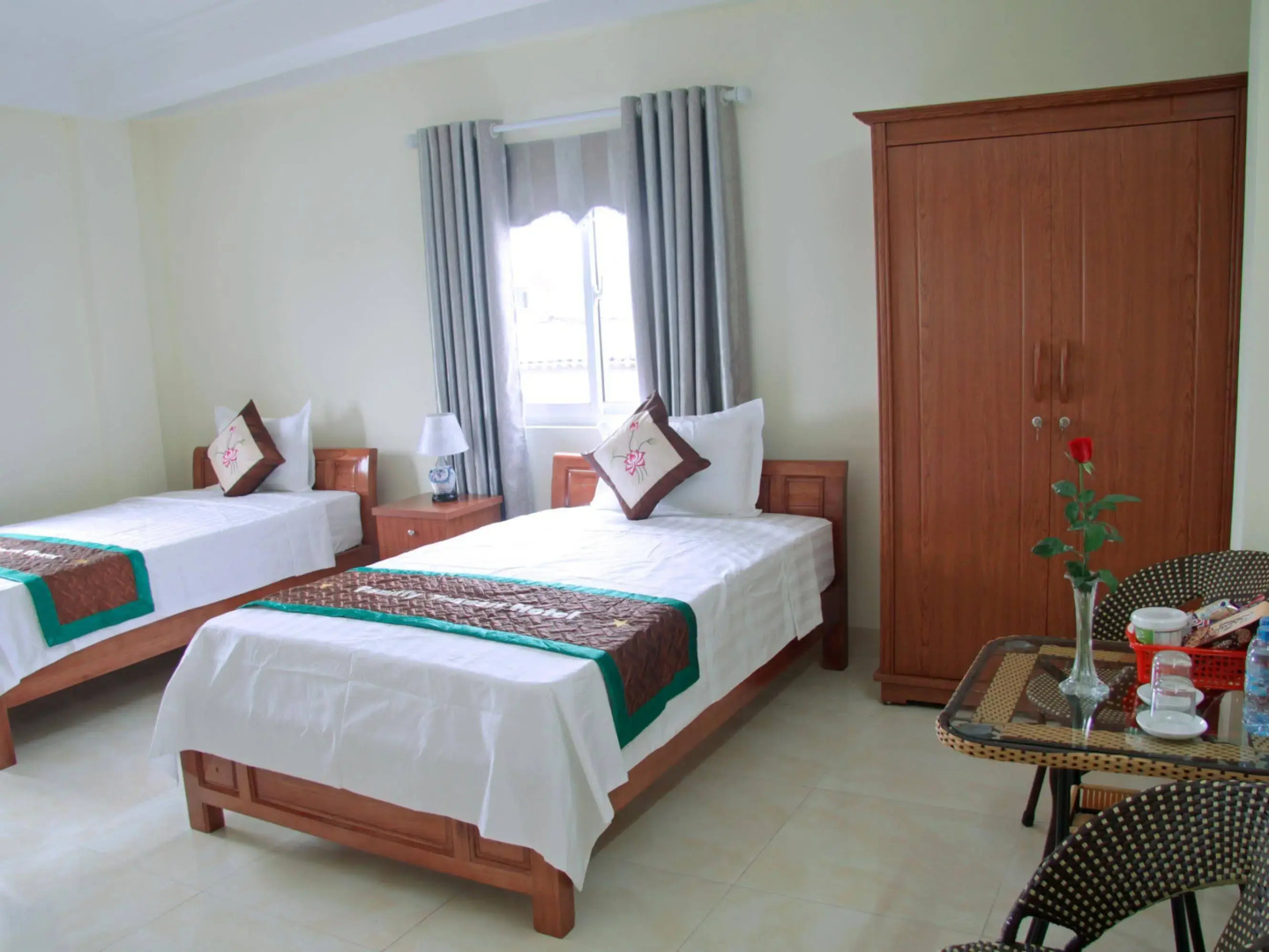 Family Transit Hotel