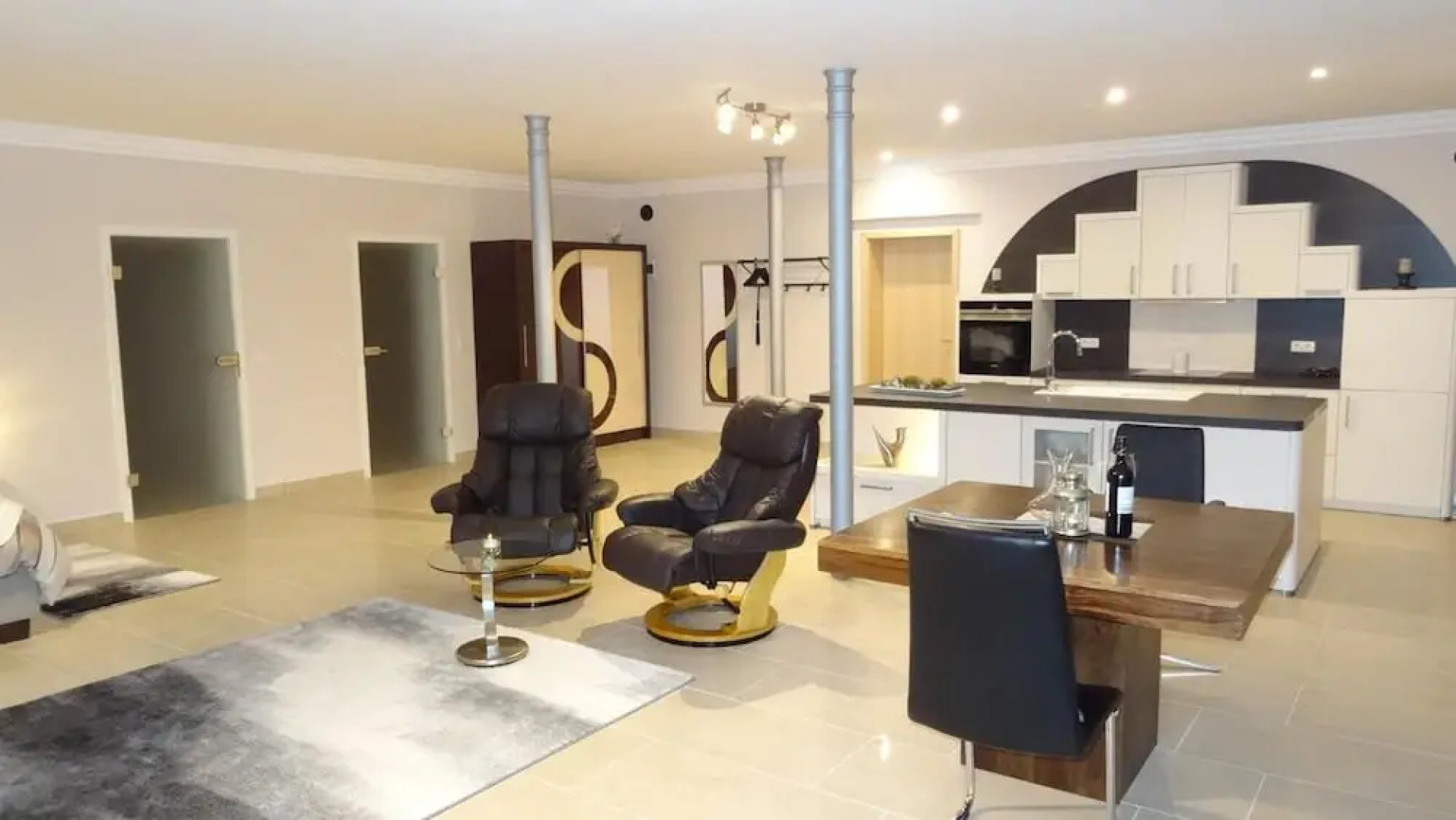 Apartment Panorama 2 near Airport