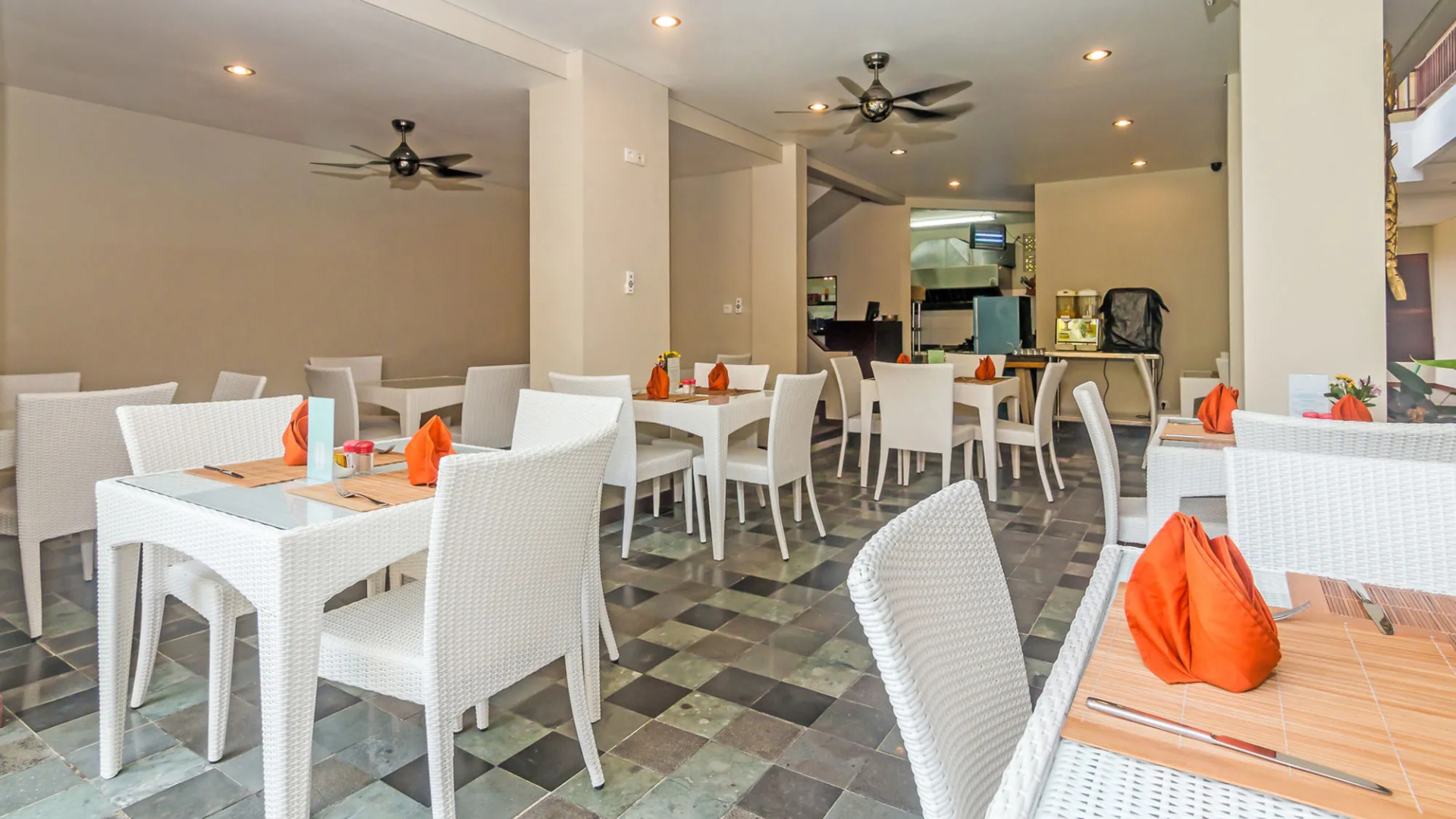 ZEN Premium Seminyak Braban