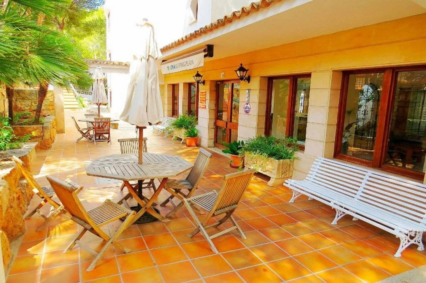 Flipflop Surfing Playa Apartments