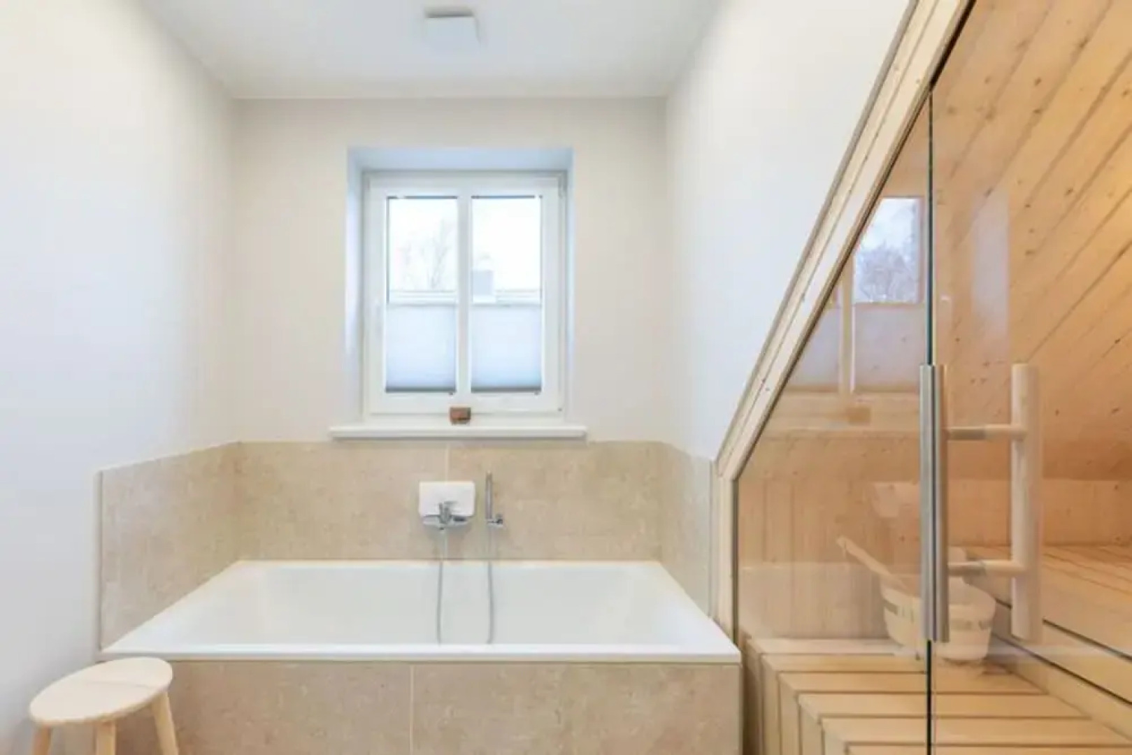 Moderne Doppelhaushalfte in Niebull