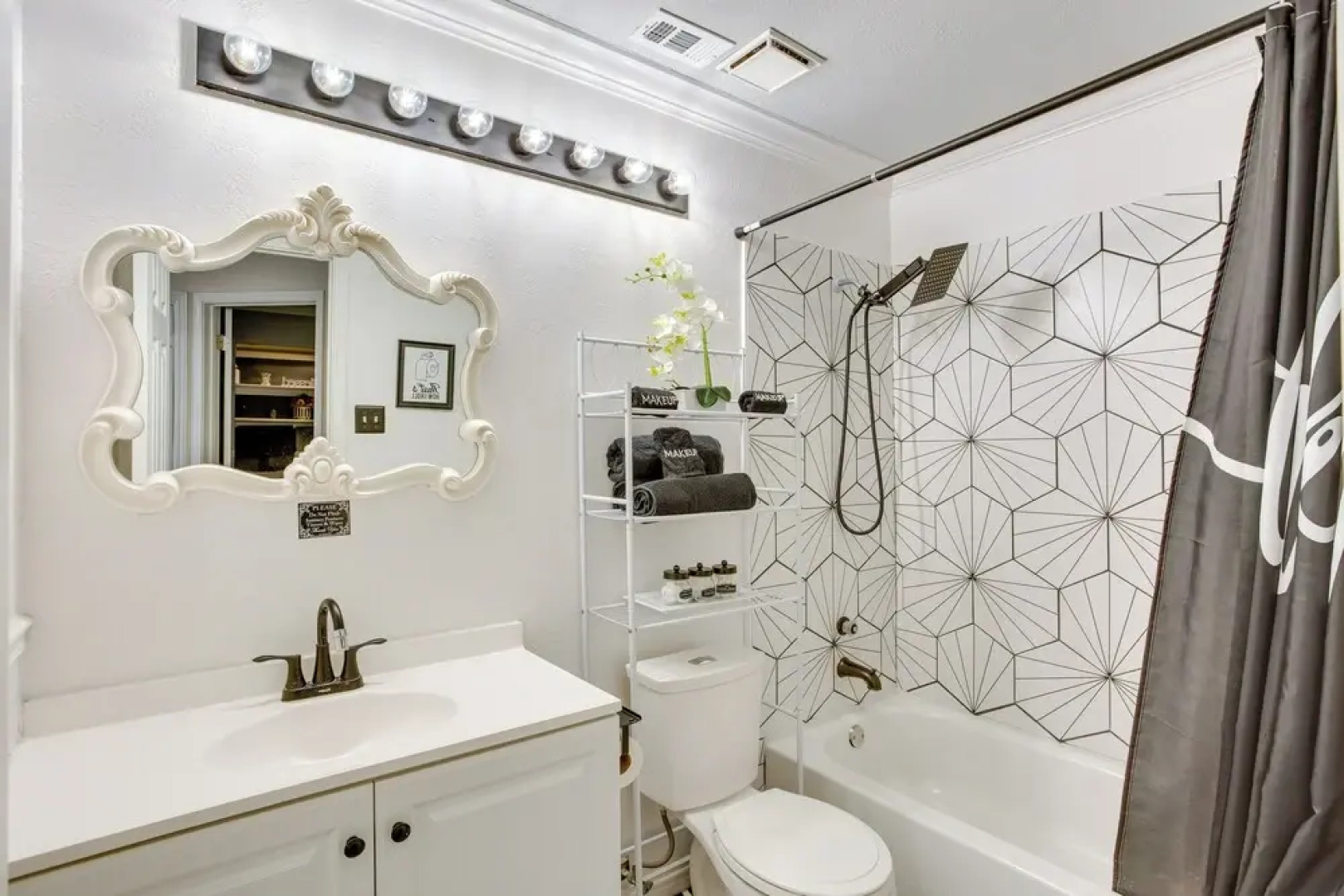 Rowlett Escape w/ Fire Pit & Lake Views