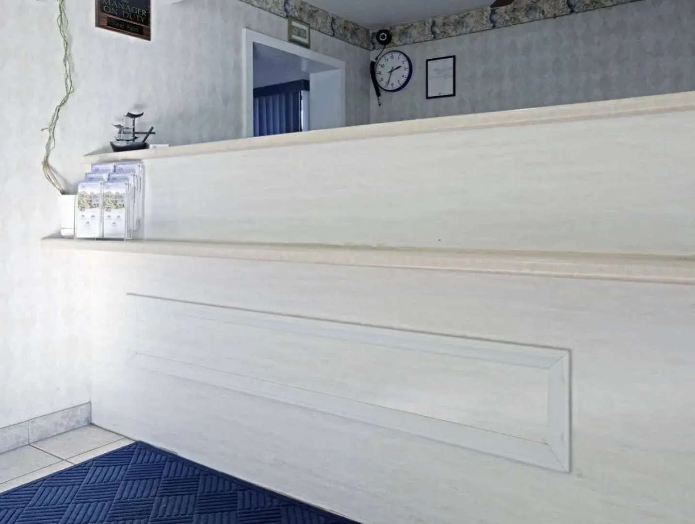 Carbondale Value Inn & Suites