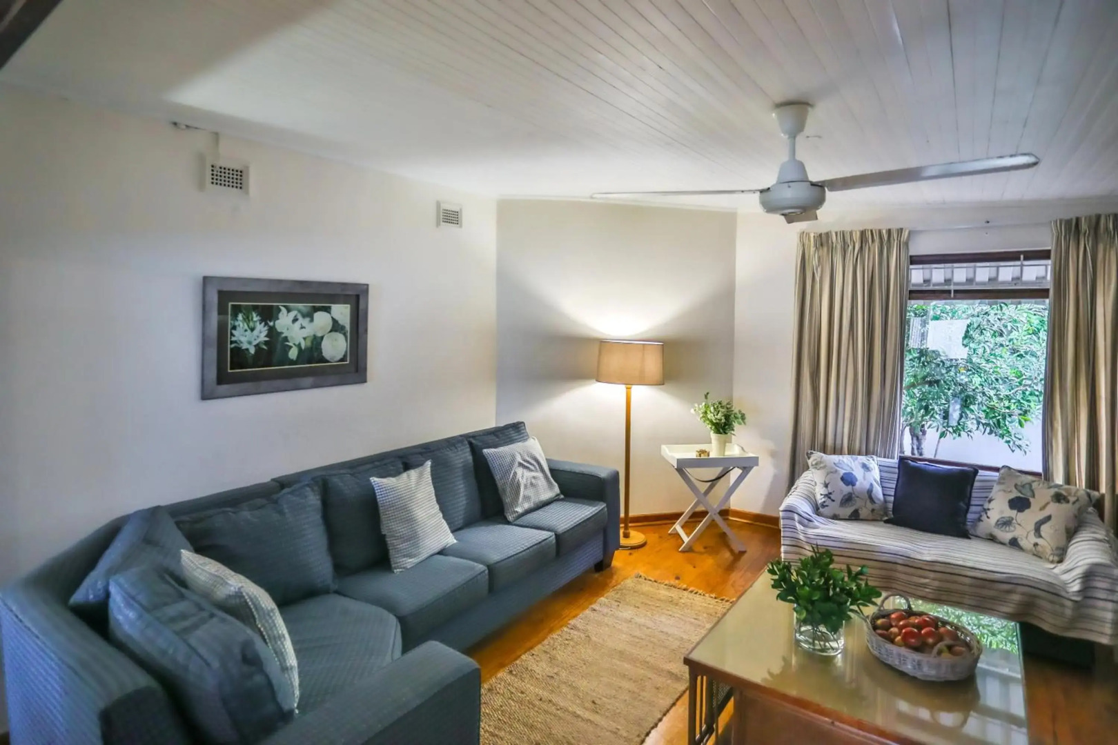 One Jack Powell House- Classic family home steps away from the beach