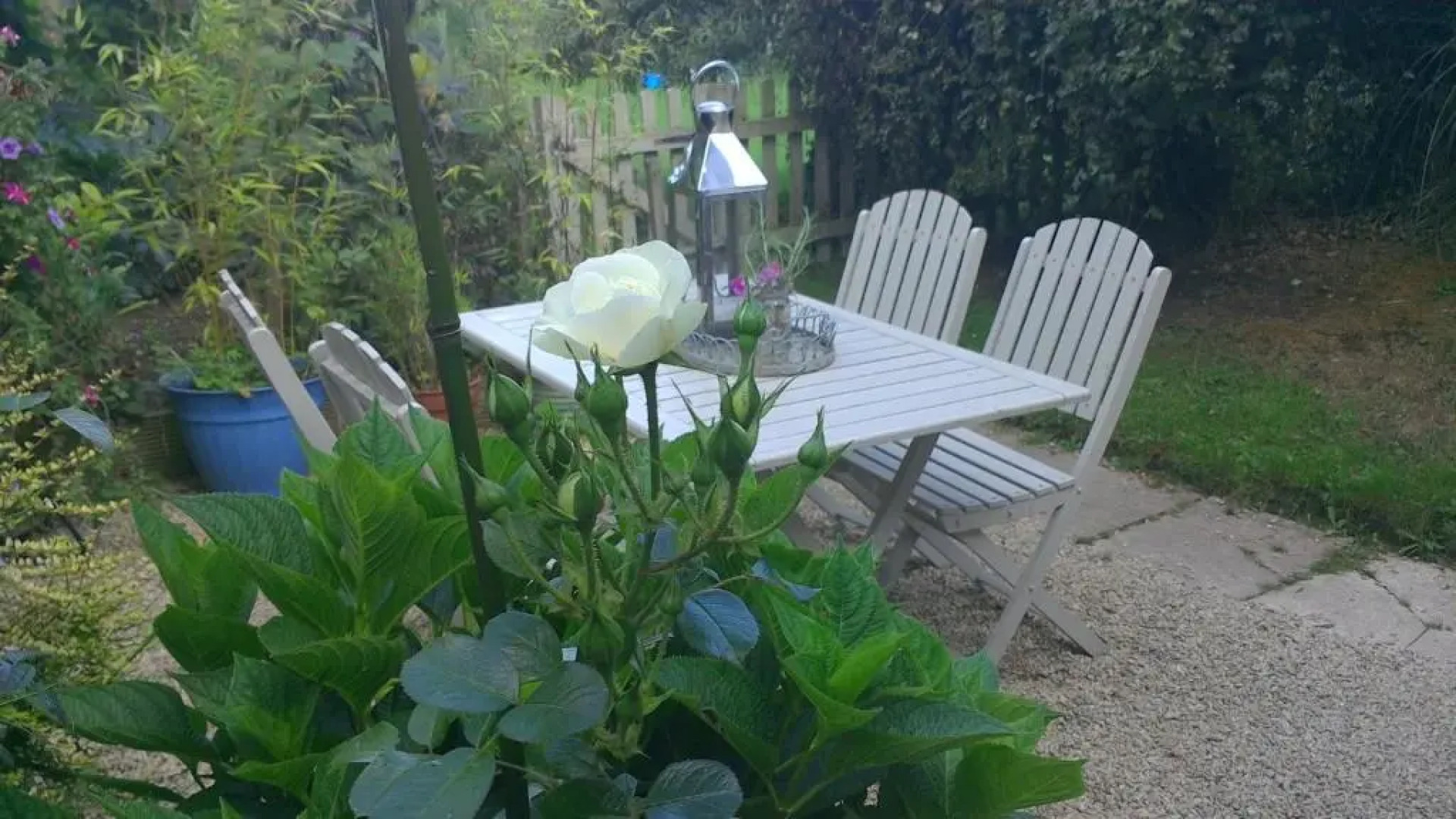 Whispering Cottages Bed and Breakfast