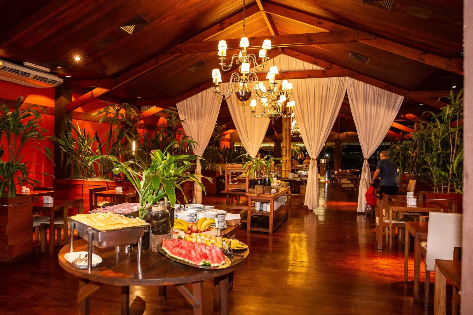 Raices Esturion Hotel