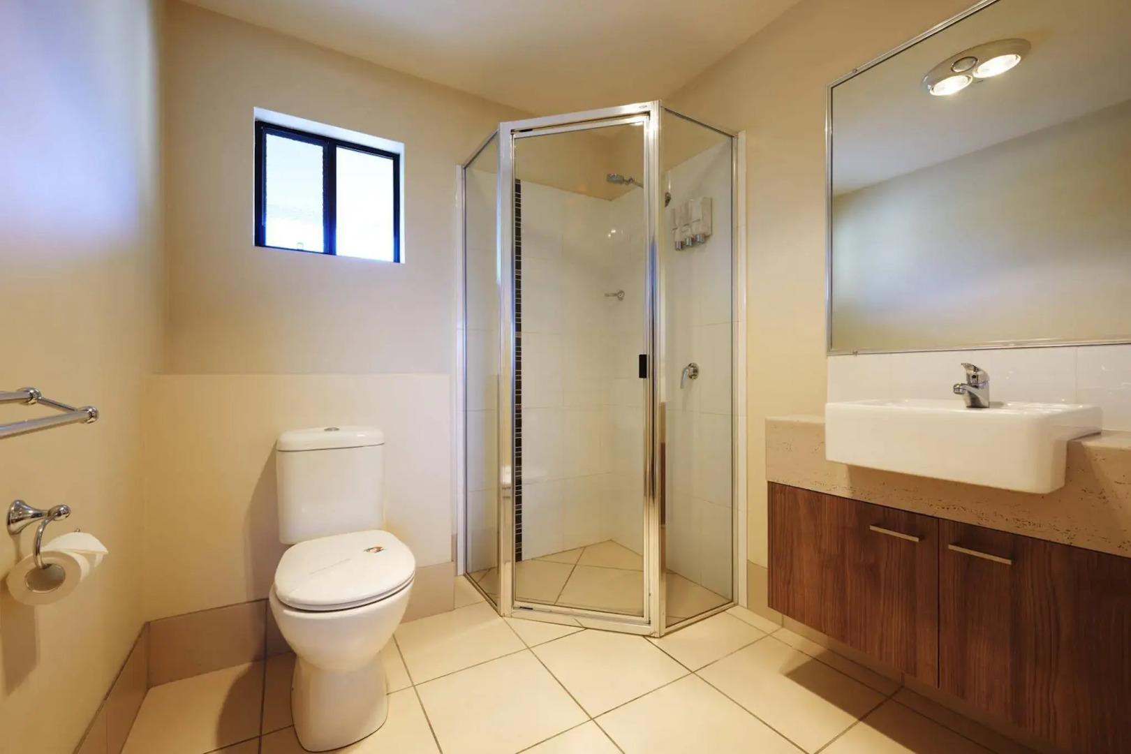 Blackwater Central Motel