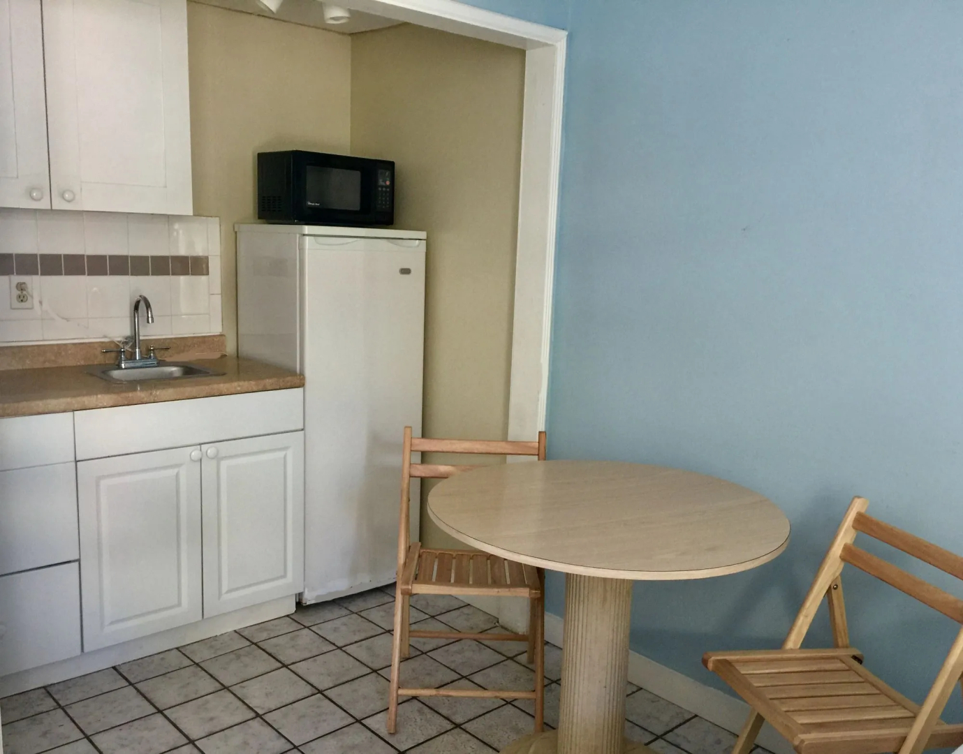 The St Maurice Beach Inn