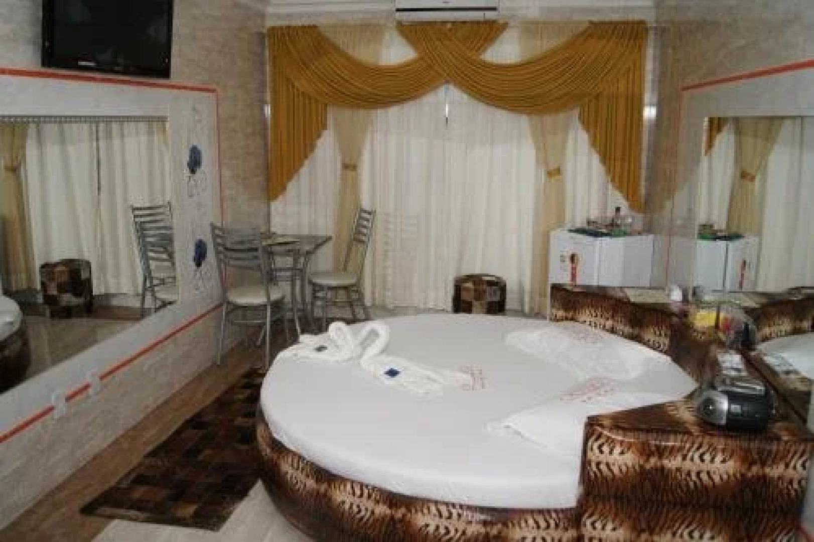 Motel Desejo (Adult Only)