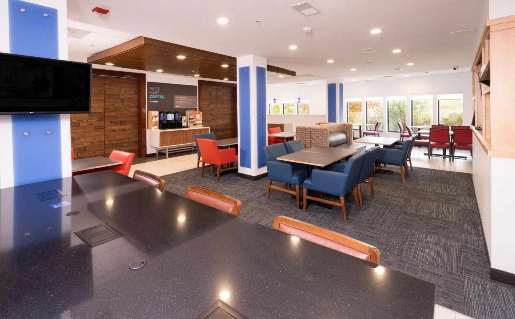 Holiday Inn Express Hotel & Suites Grand Blanc by IHG