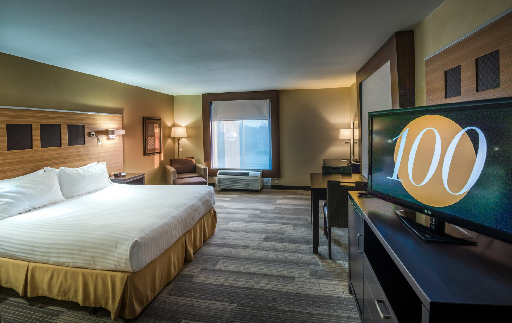 Holiday Inn Express & Suites Plano West - Frisco by IHG