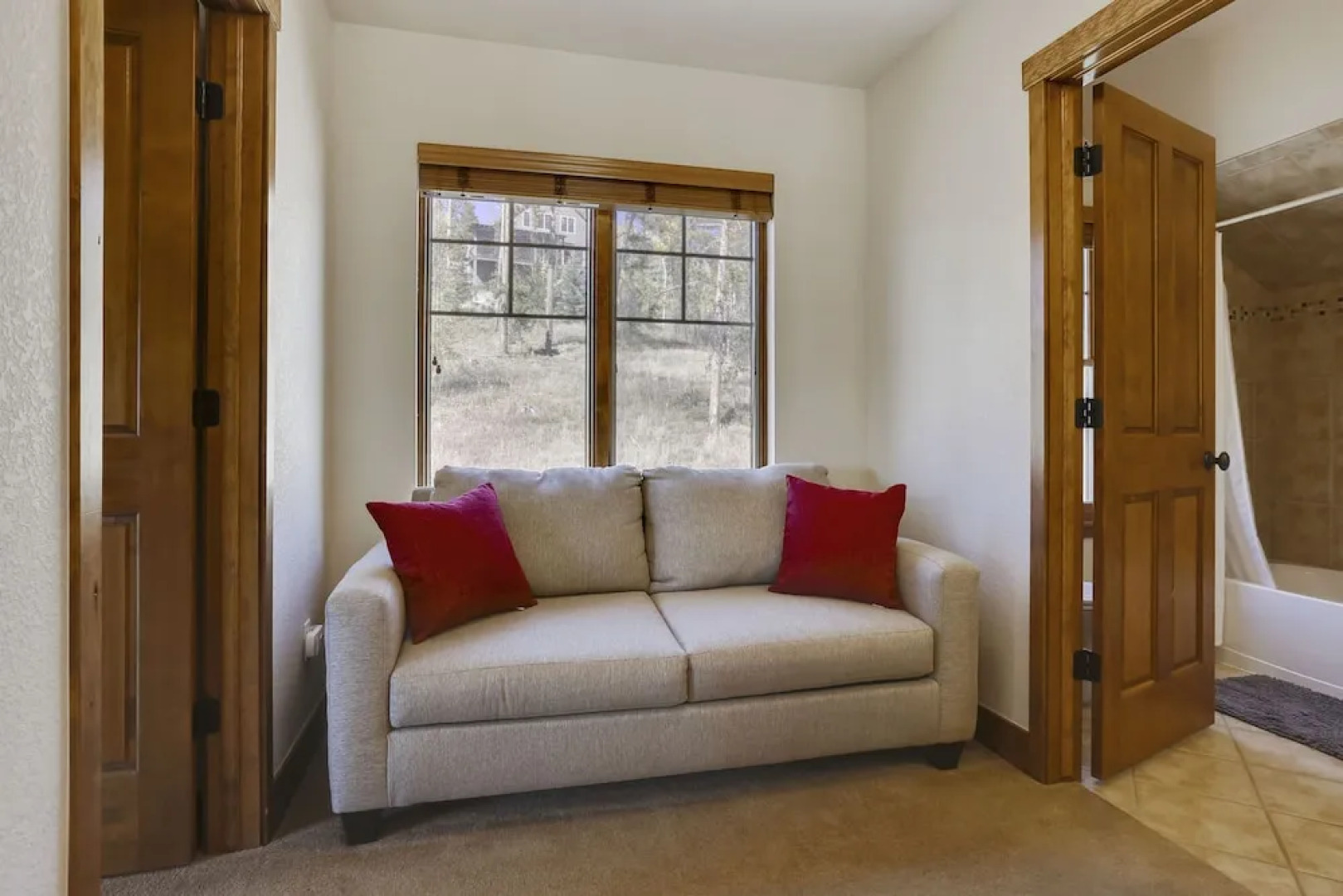 Rendezvous Luxury Cabin #130 by Winter Park Escapes