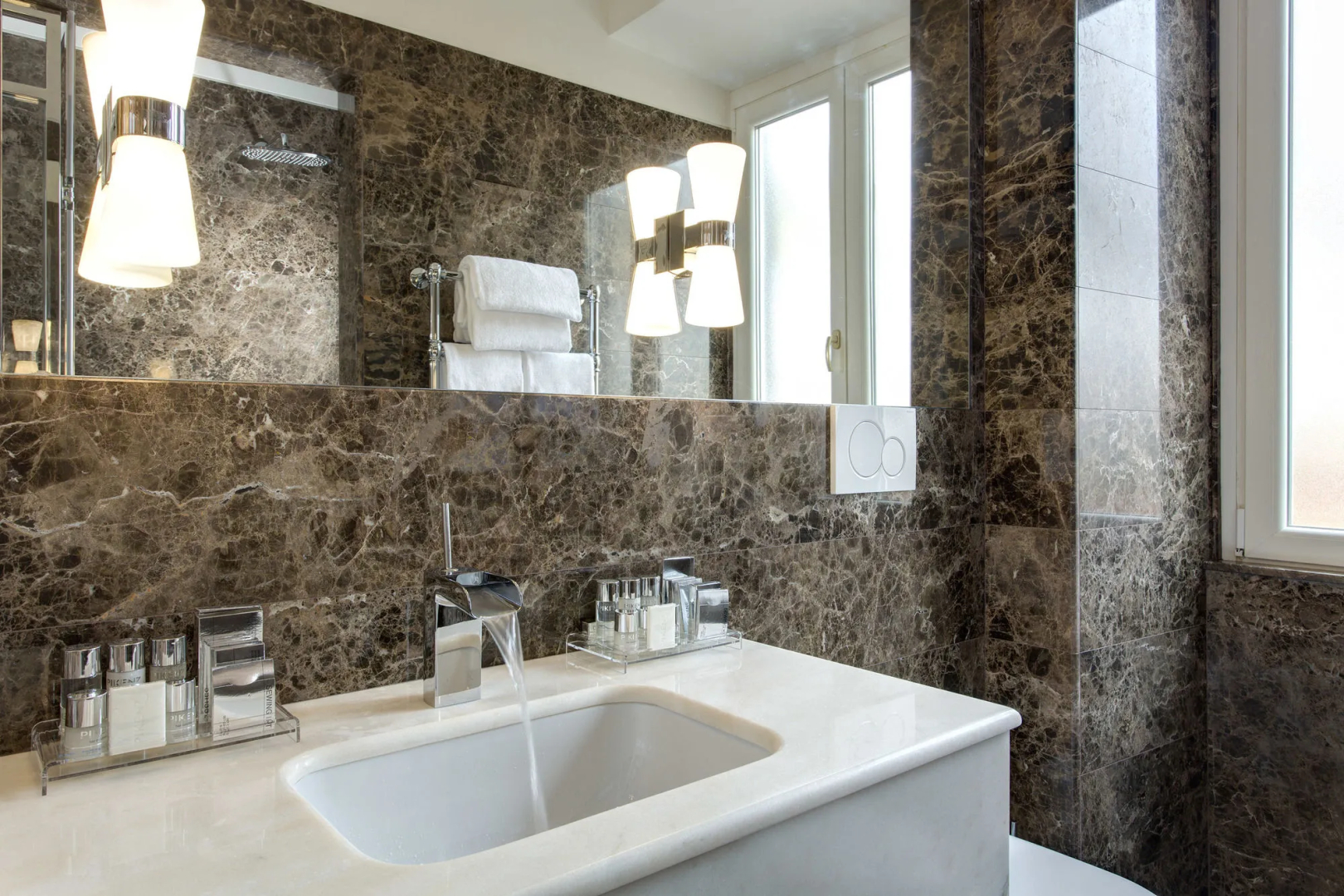 Roof Suite Rome Historic Residence