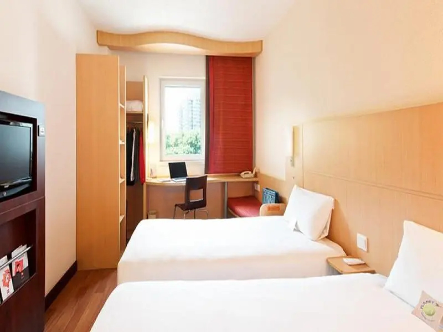 Ibis Styles Suzhou Amusement Park