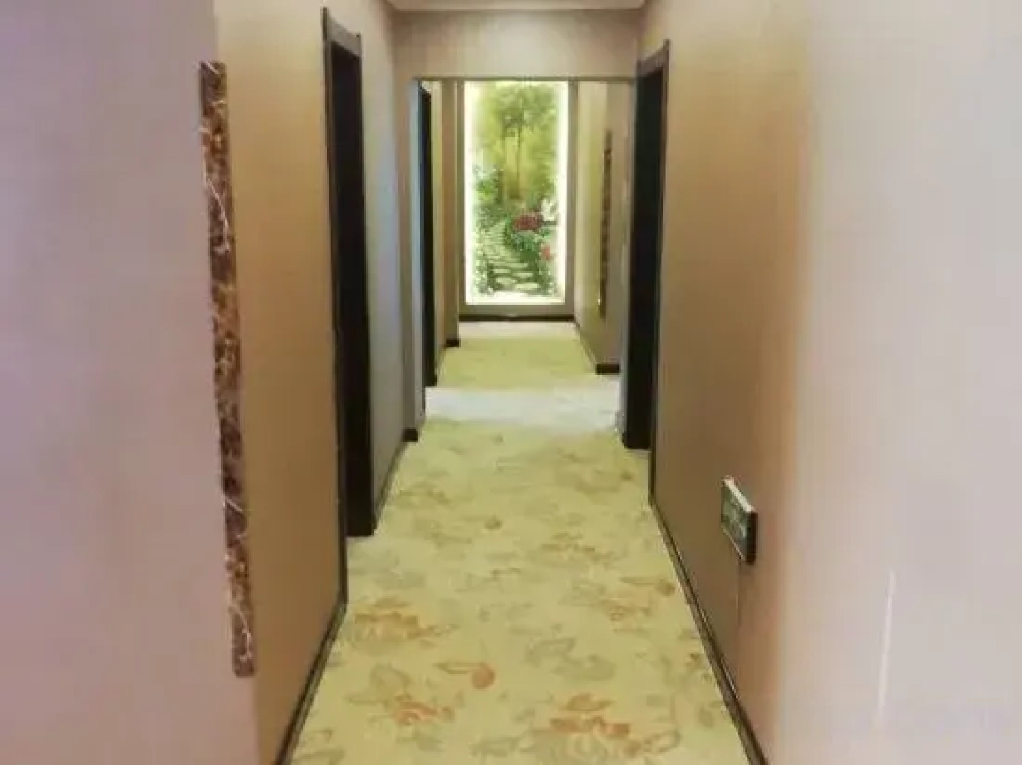 Jixi 1314 Romantic Theme Hotel