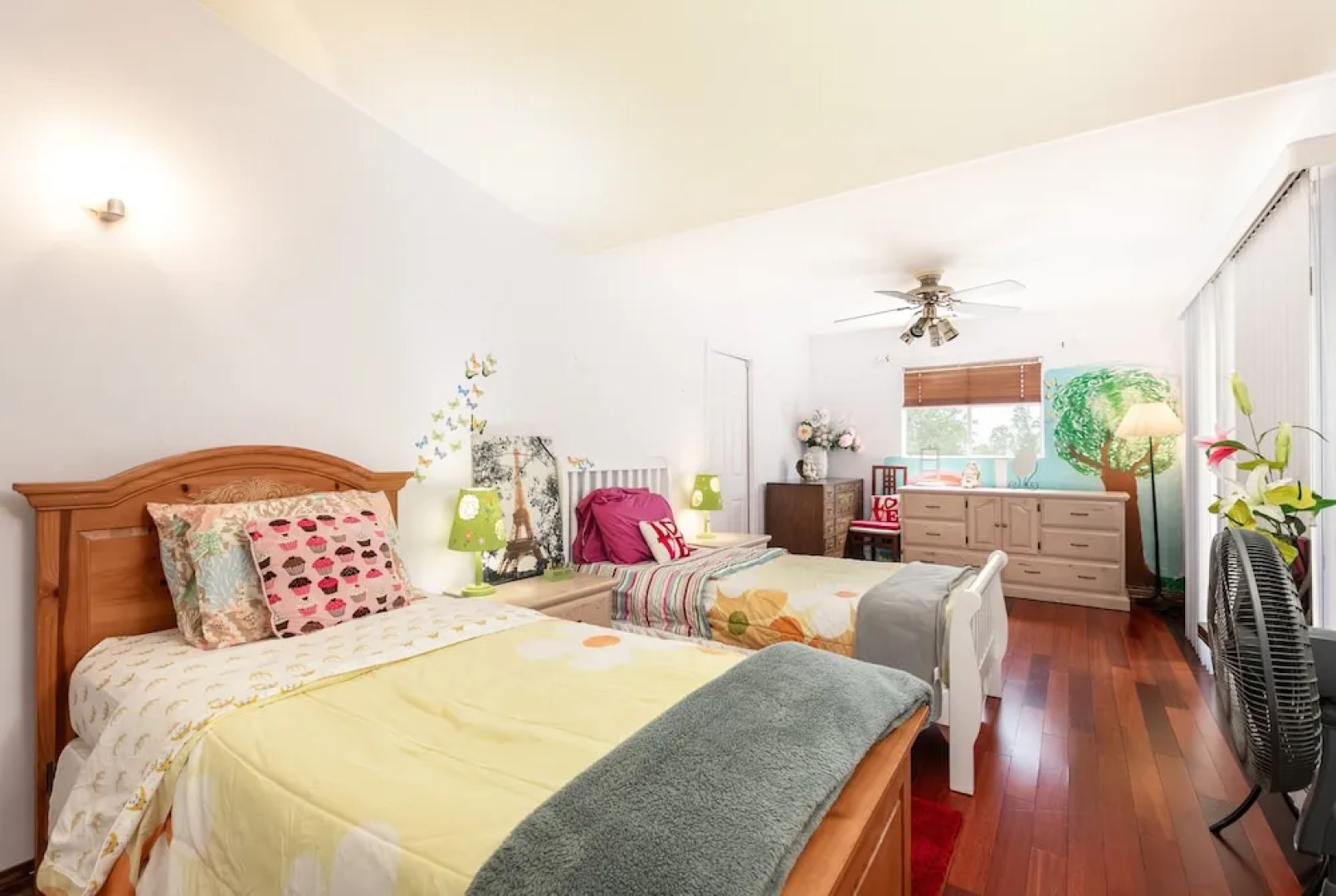 Tranquil Torrance - 1 Mile To Redondo Beach 4 Bedroom Home