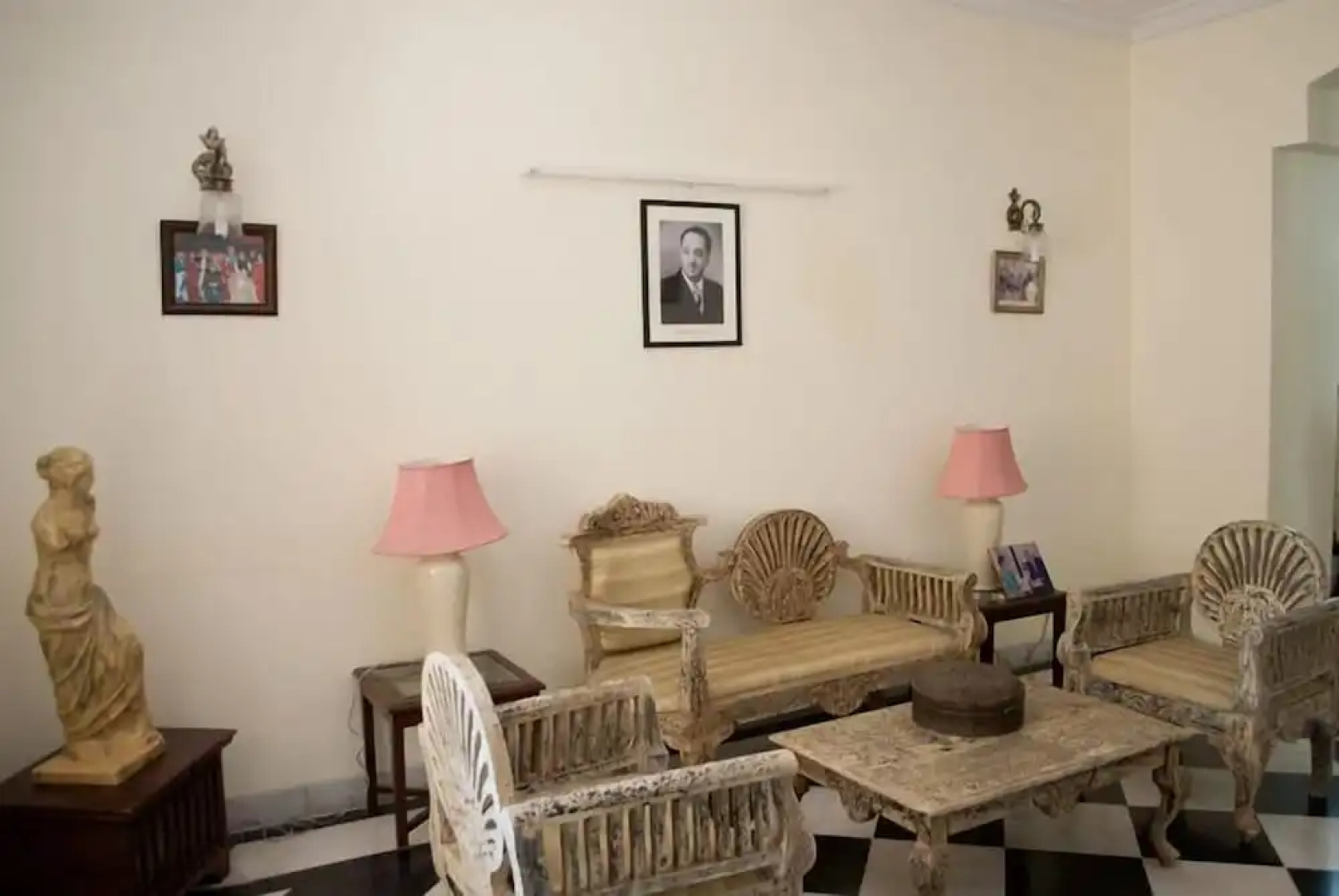 Singrauli Place Heritage Hotel