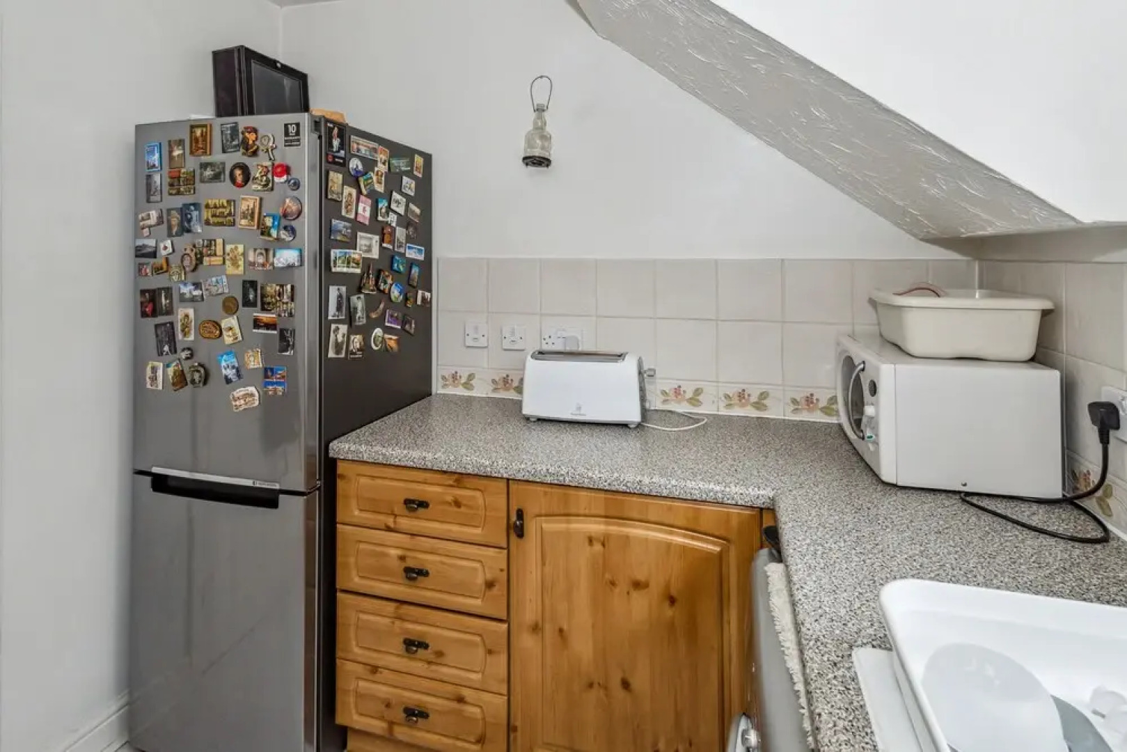 Urban Oasis - Modern 2B/2B Retreat Near Nature