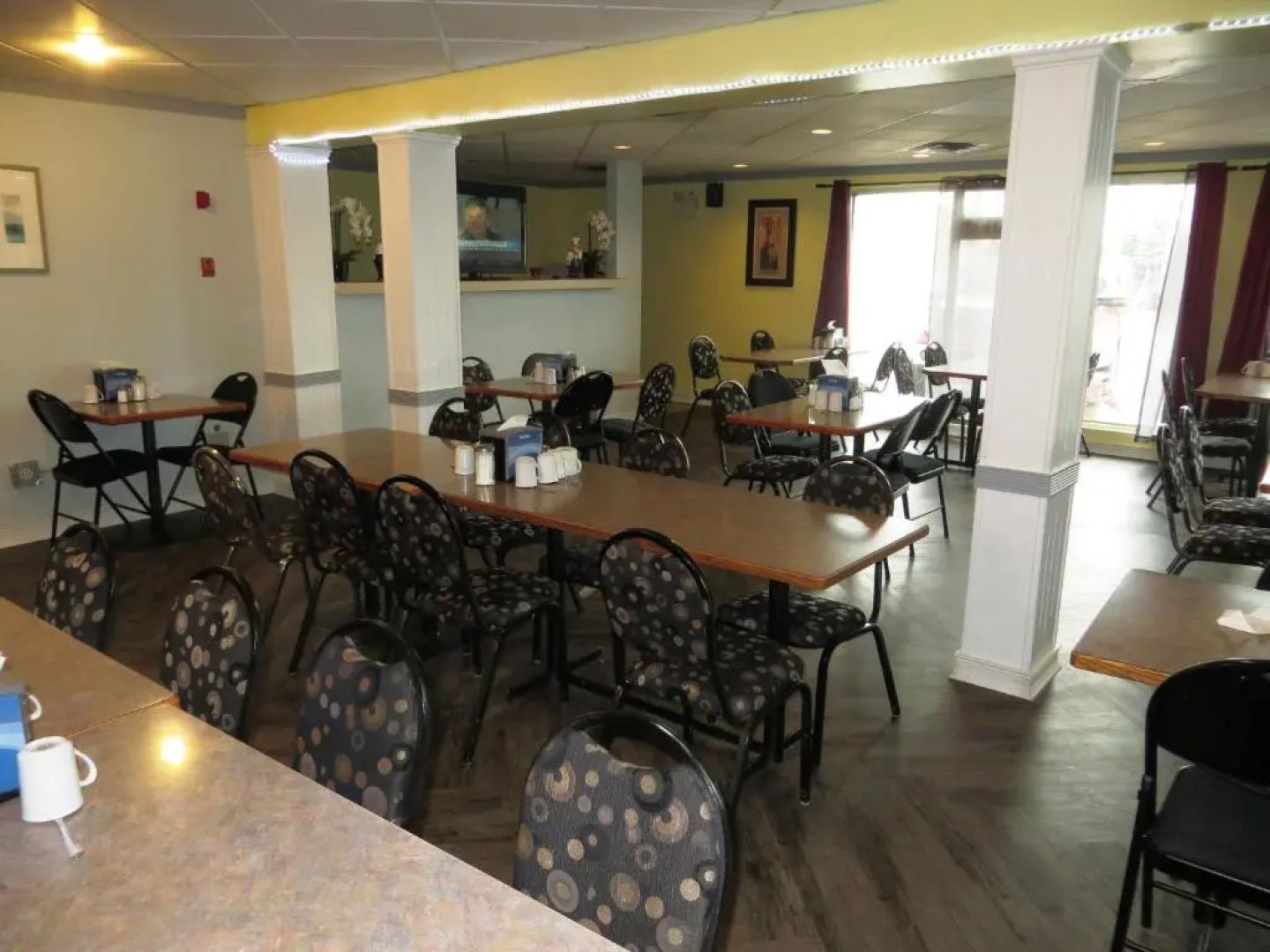Macklin Motor Inn