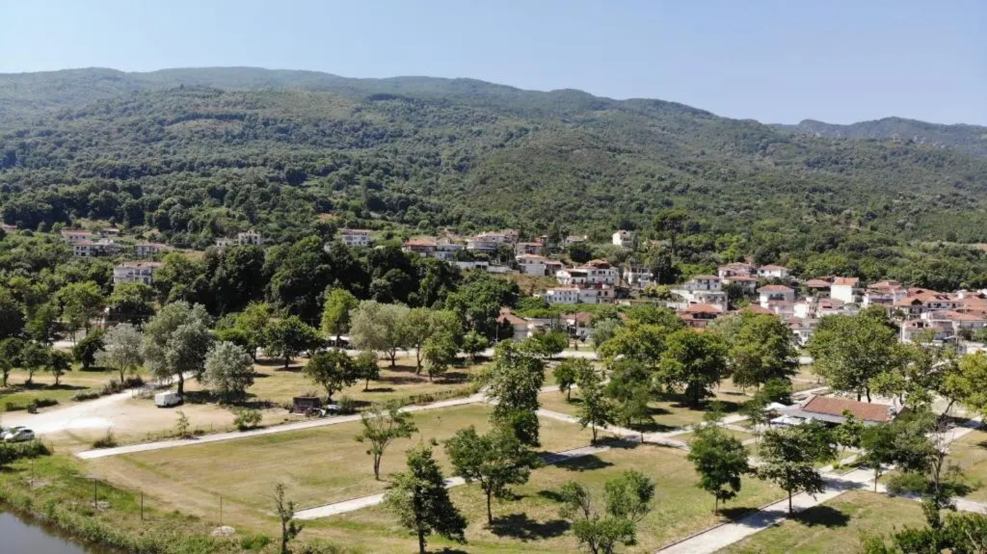 Efstathiou Mihail Studios and Apartments