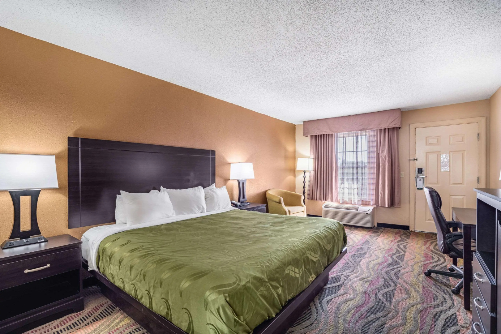 Quality Inn & Suites Santee