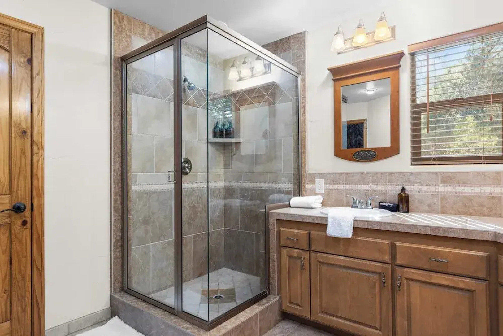 The Fairway Hideaway by Avantstay Game Room, Outdoor Dining & Near Lake Arrowhead