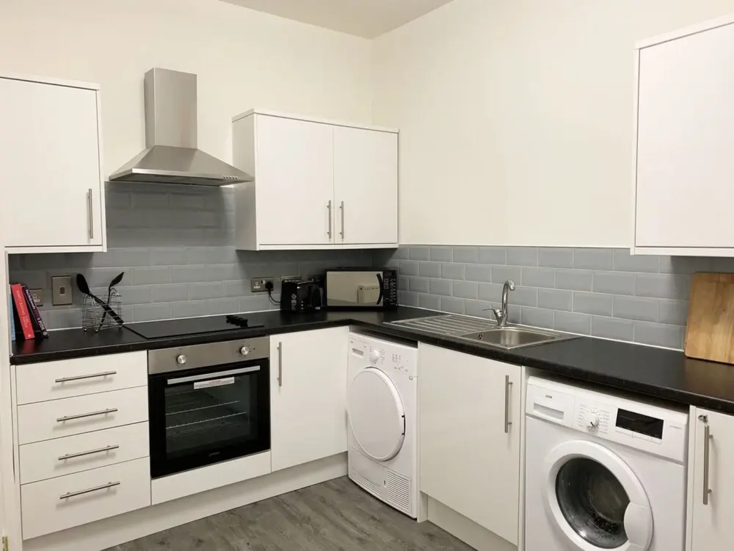 The Baptist Chapel - 7