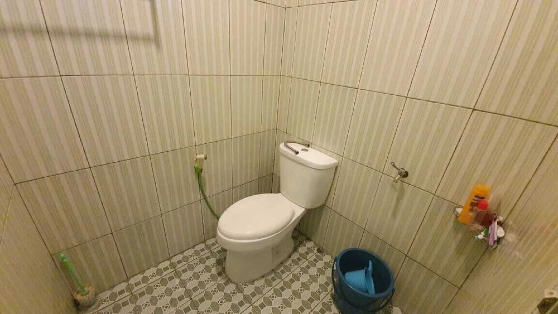 OYO 1599 Naz Guesthouse Syariah