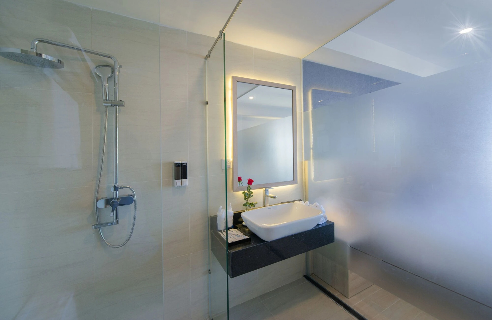 Atlantic Nha Trang Hotel