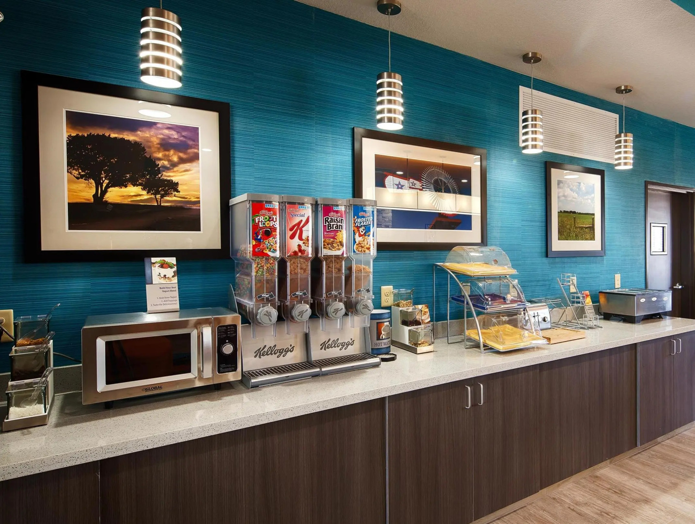 Best Western Plus Lonestar Inn & Suites