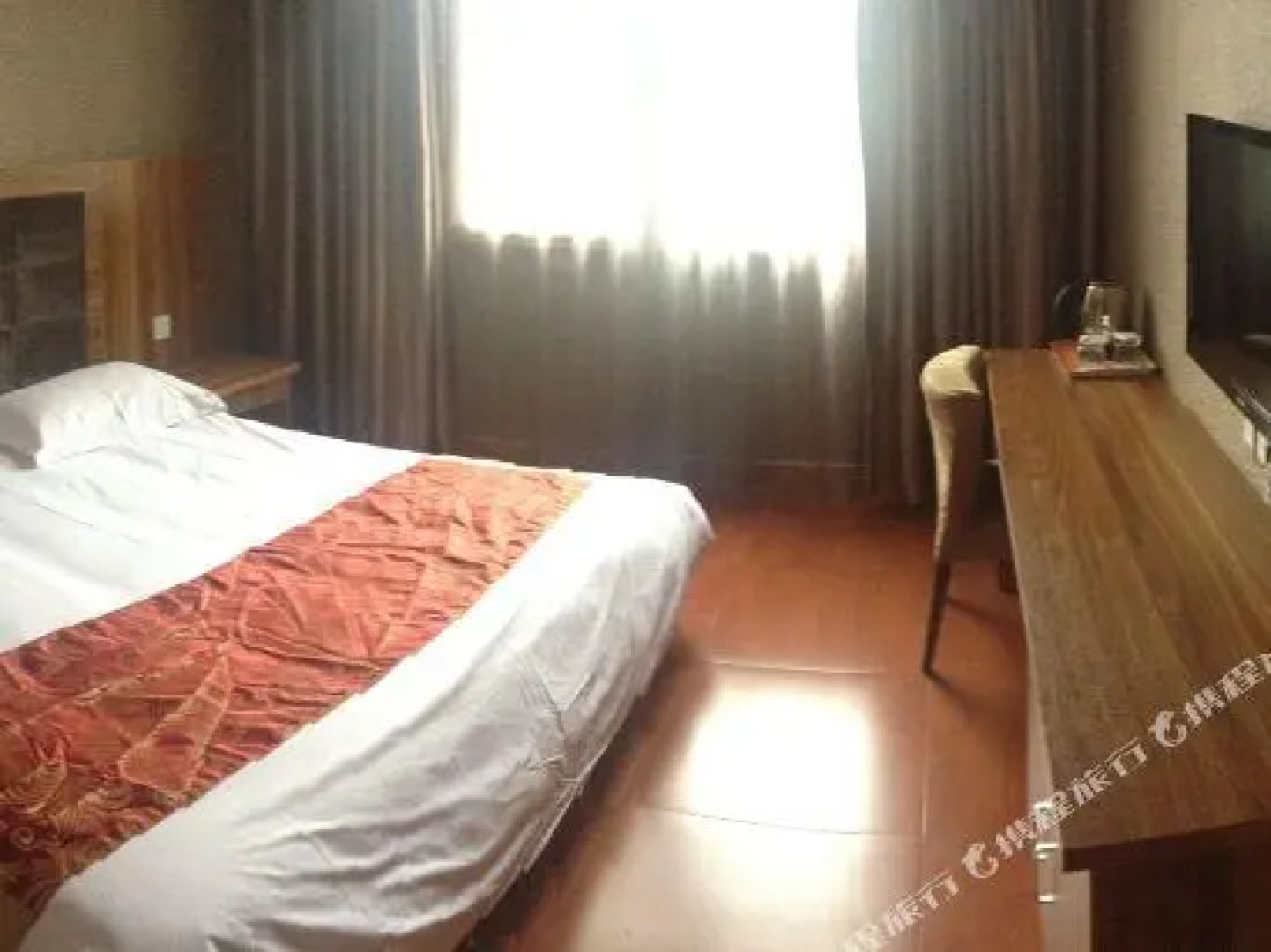 Xichang Qinghua Business Hotel