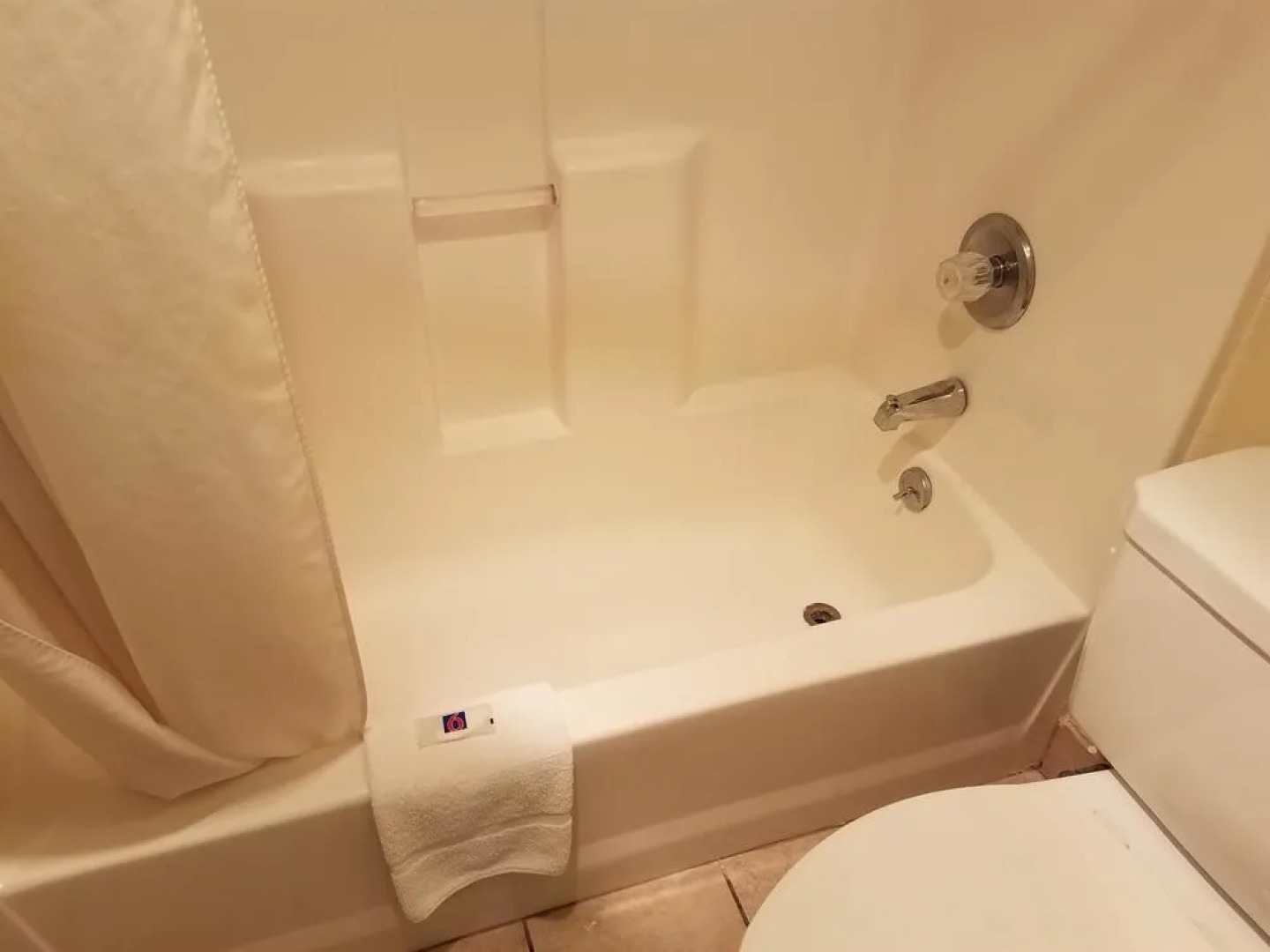 Oyo Townhouse Dodge City Ks